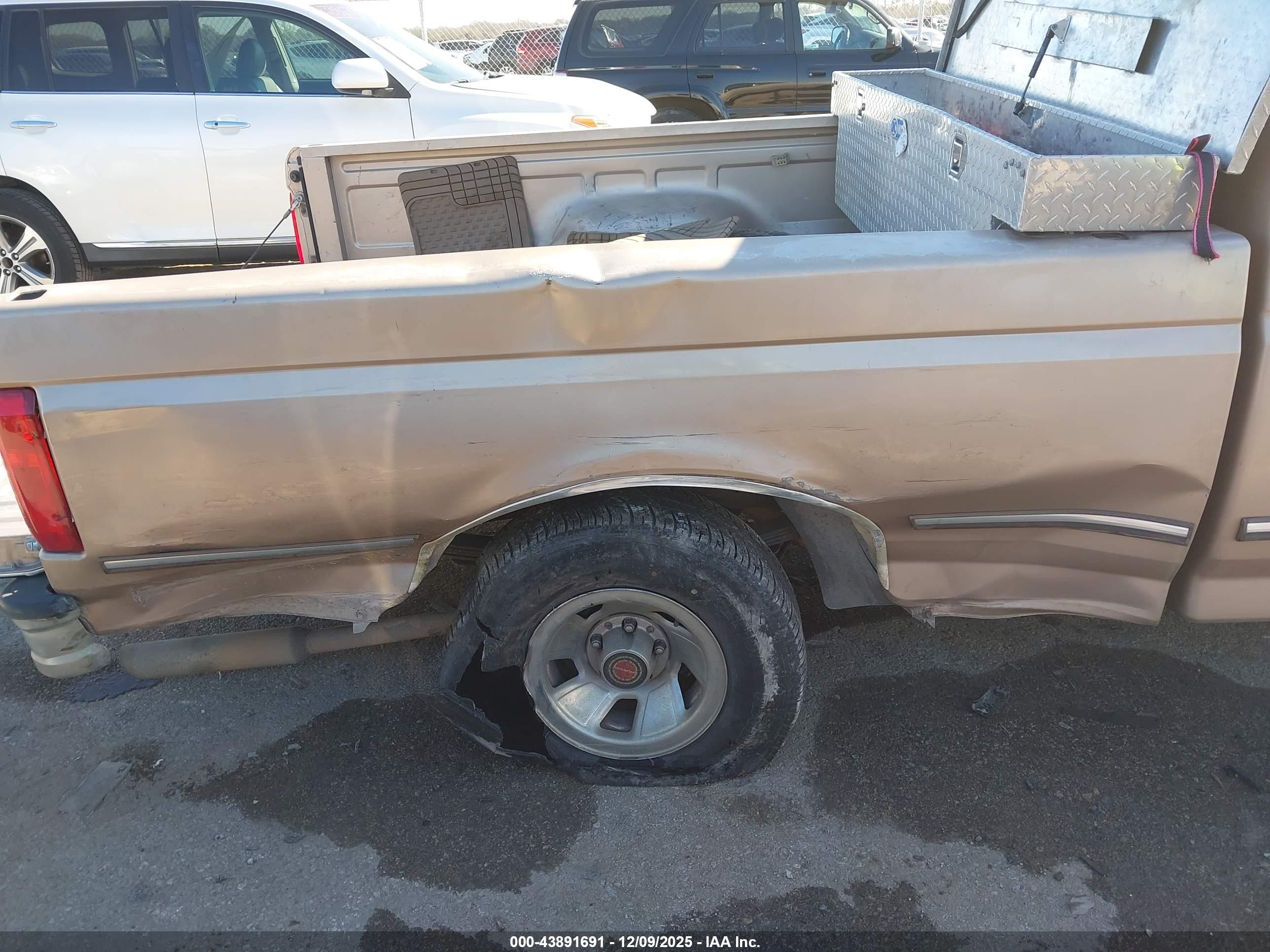 FORD F150 image 6