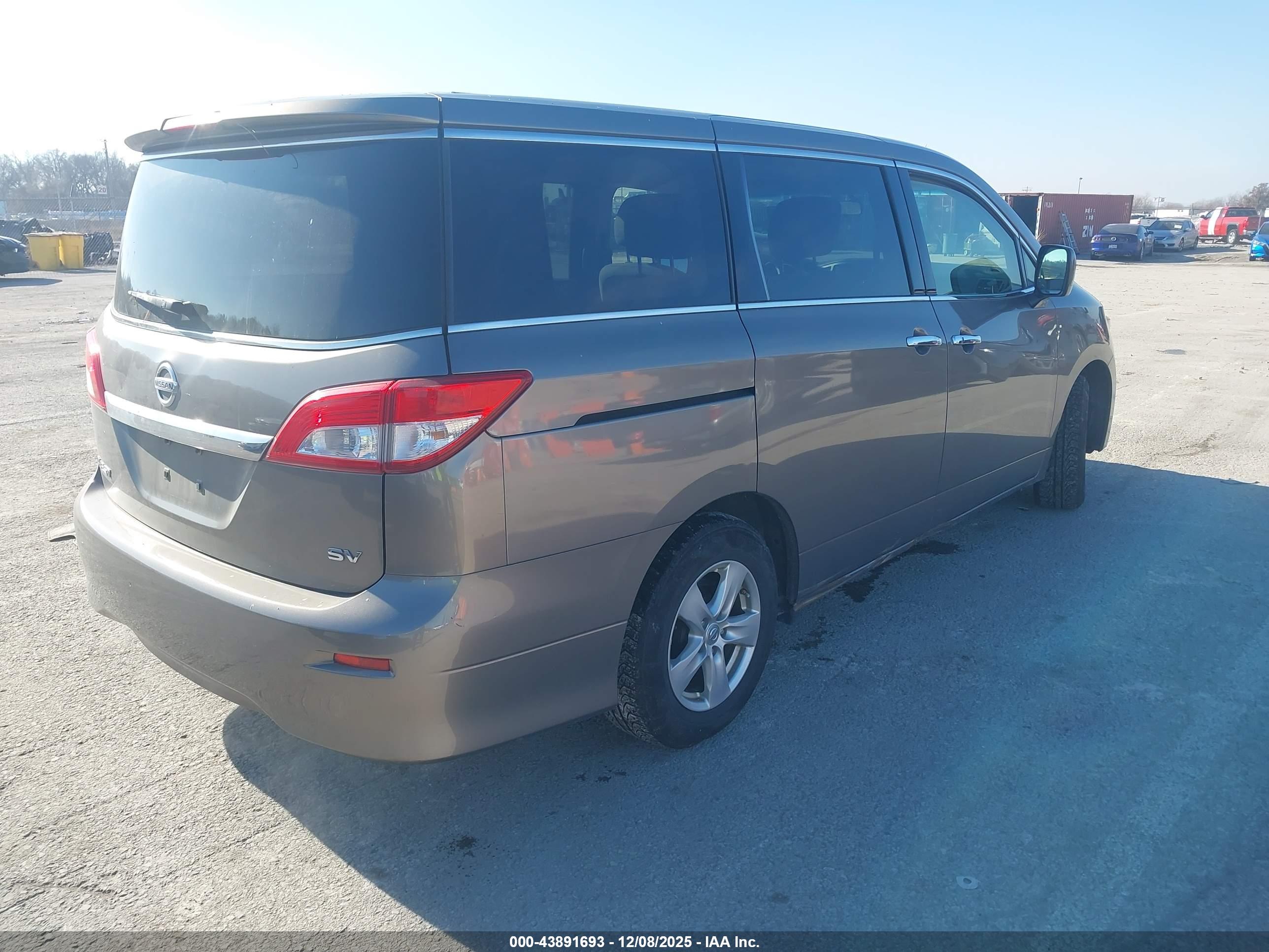 NISSAN QUEST image 4