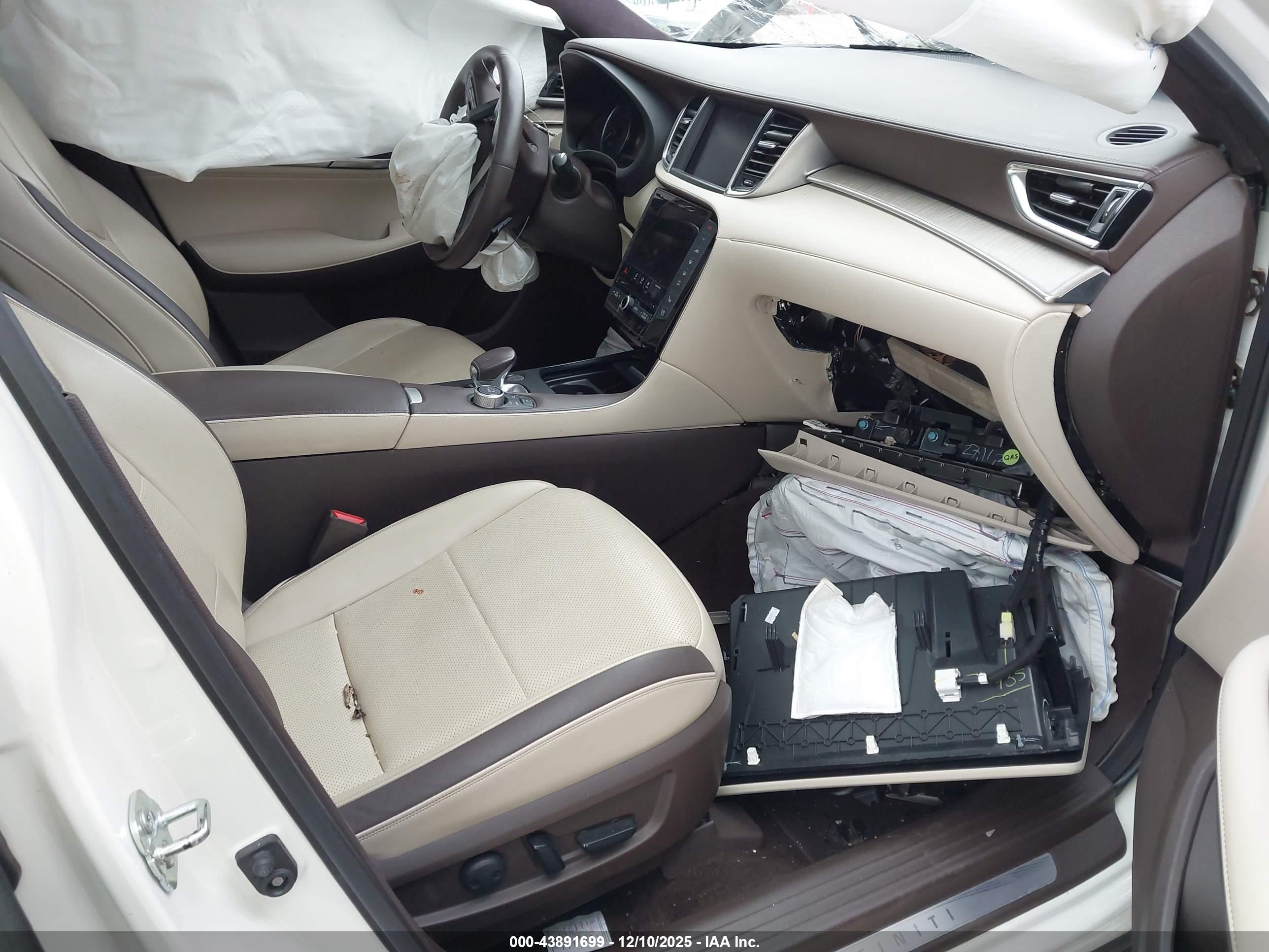 INFINITI QX50 image 5