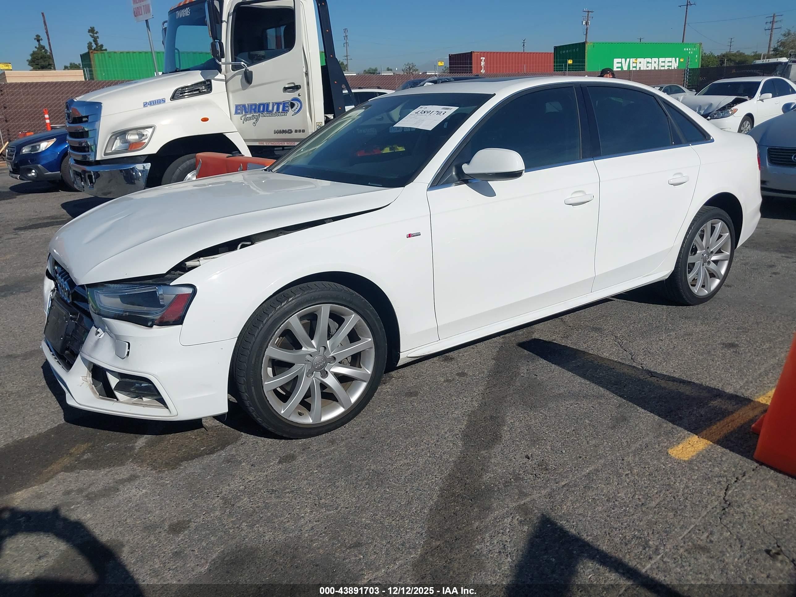 AUDI A4 image 2