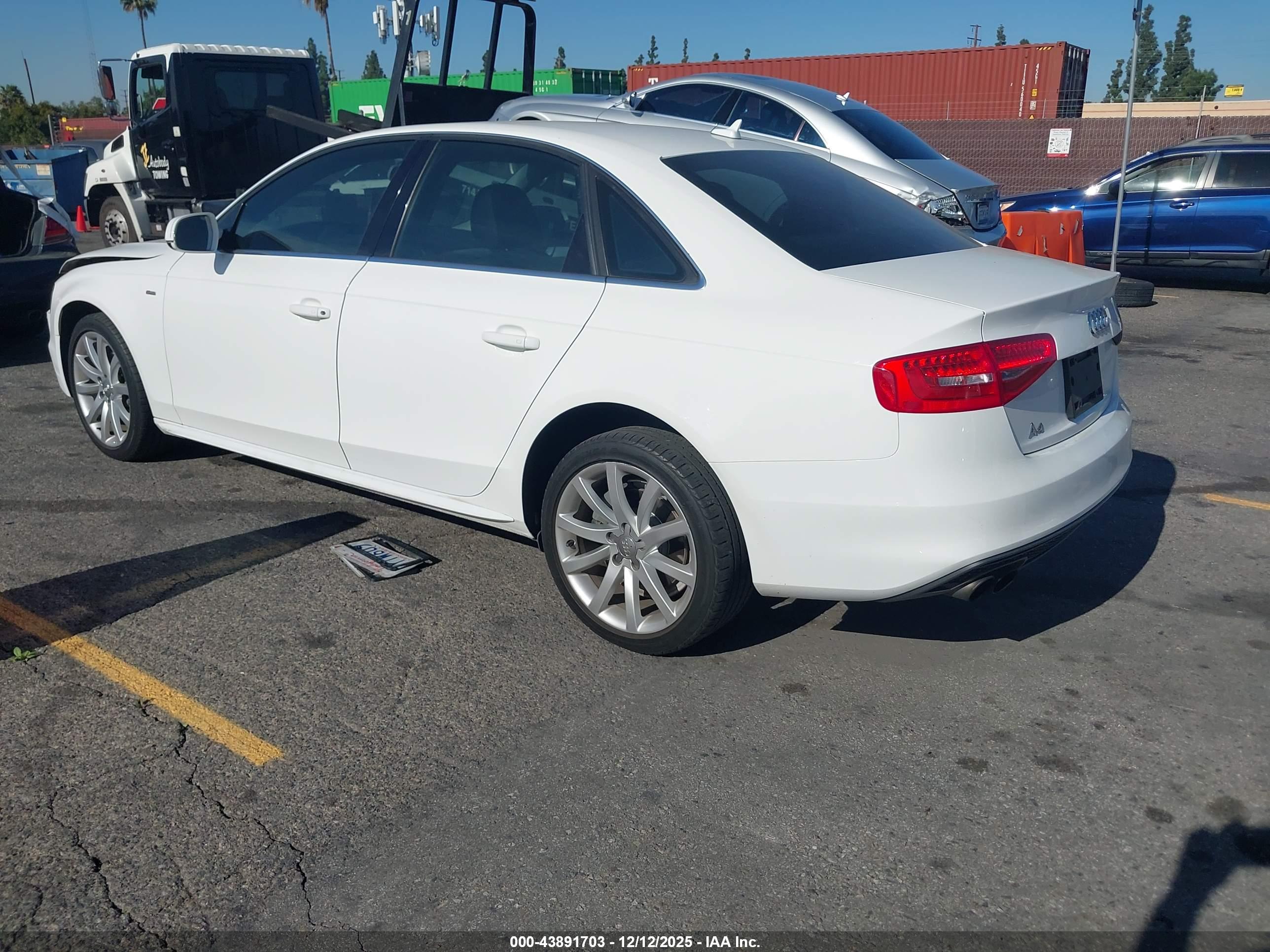 AUDI A4 image 3