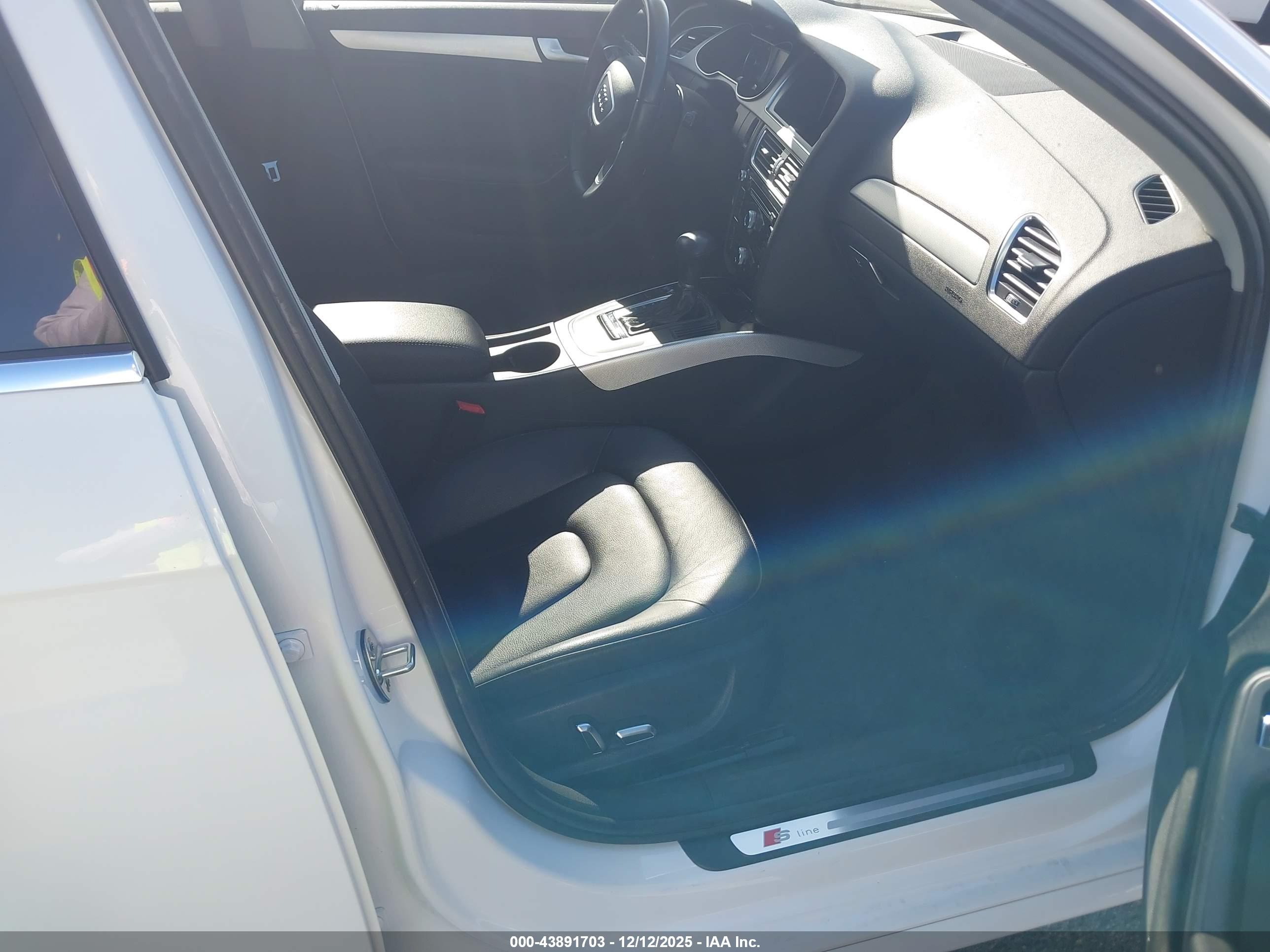 AUDI A4 image 5