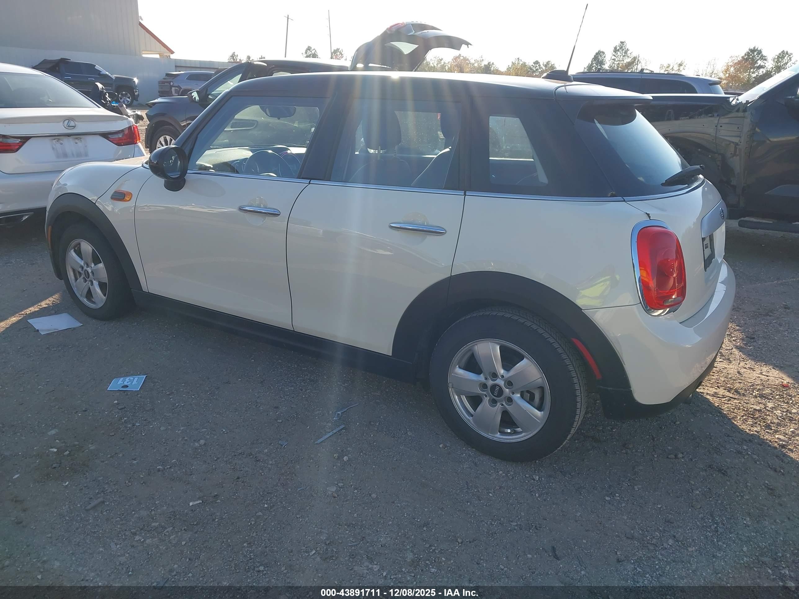 MINI HARDTOP image 3