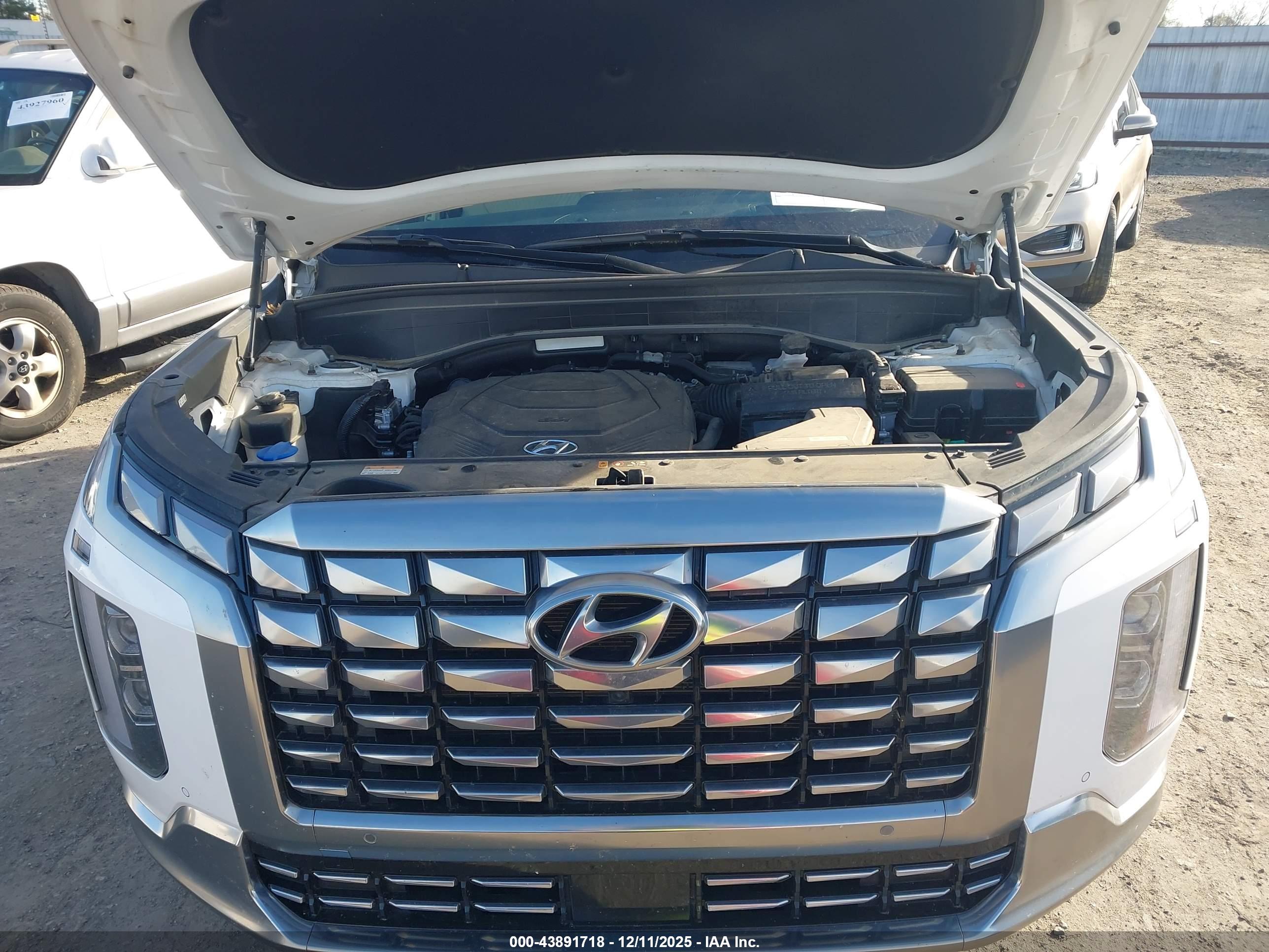 HYUNDAI PALISADE image 10