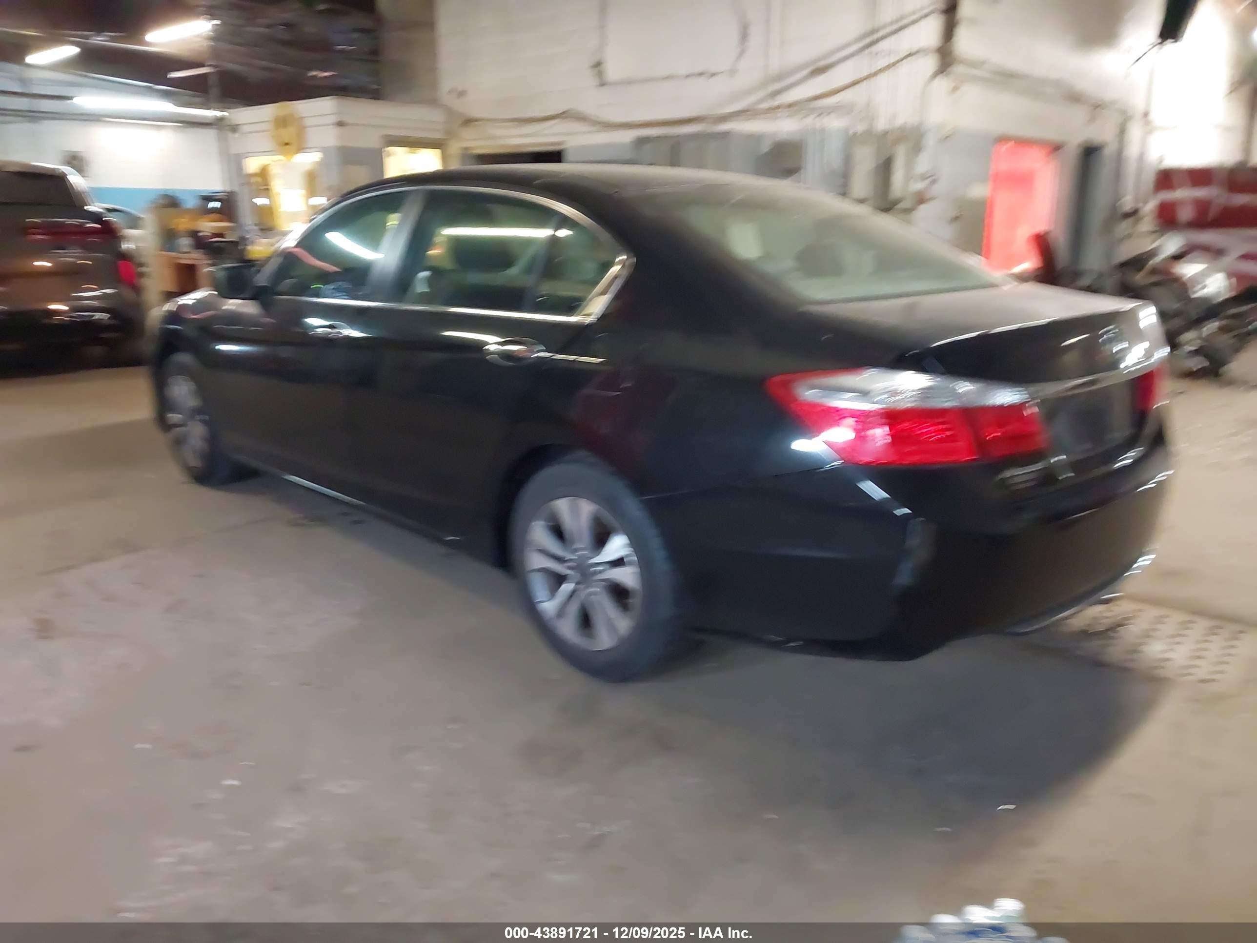 HONDA ACCORD image 3