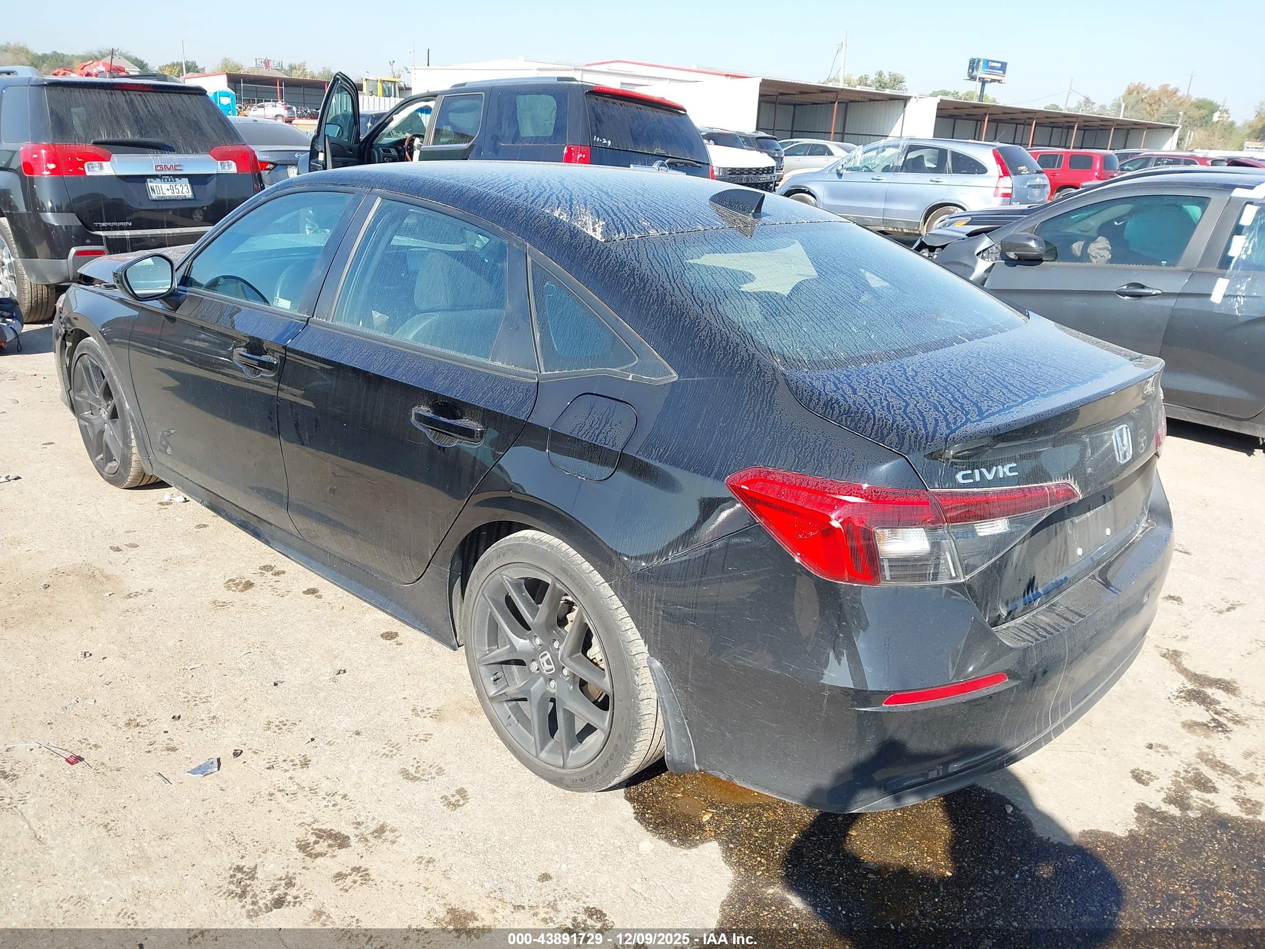HONDA CIVIC image 3