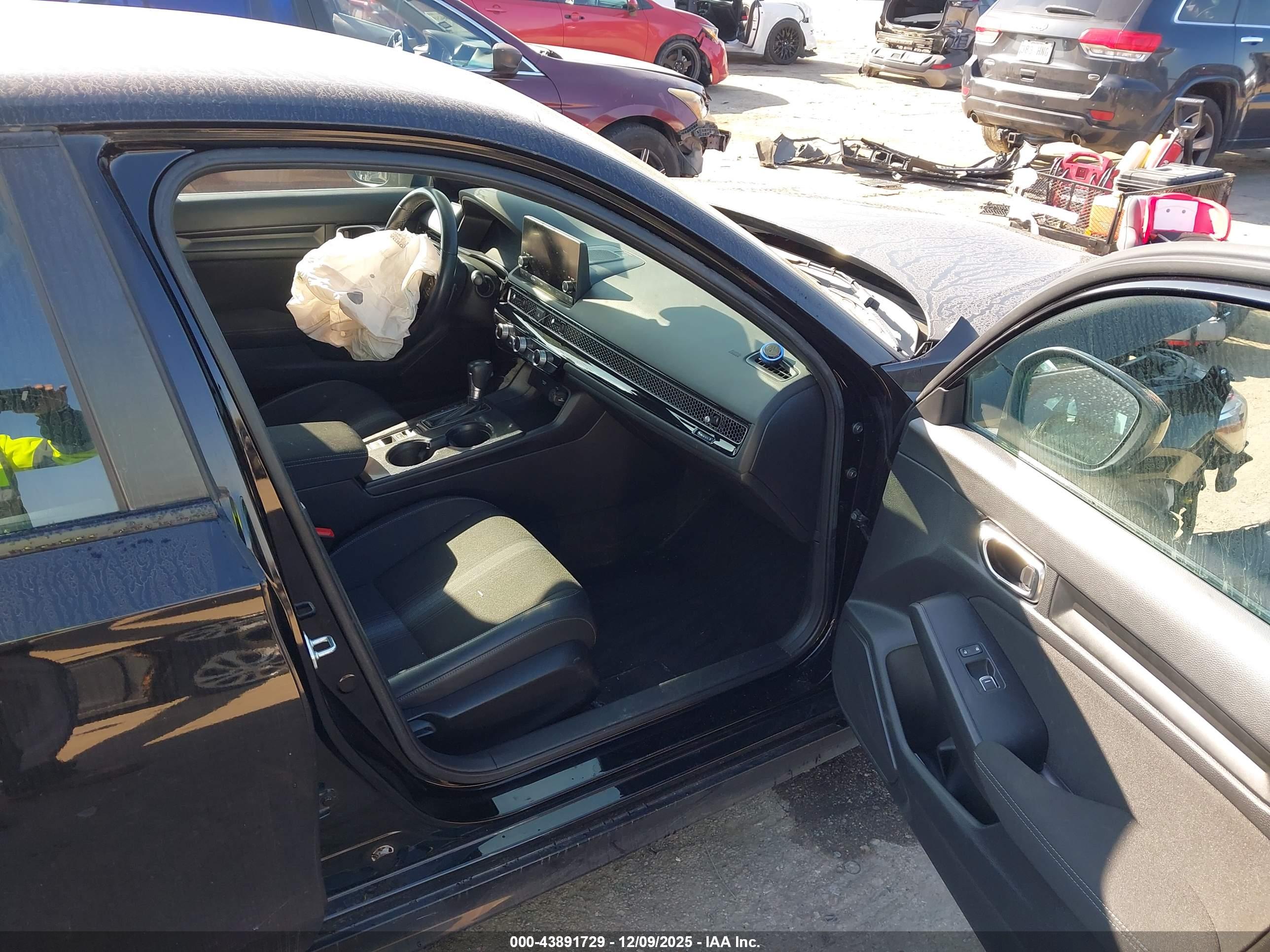 HONDA CIVIC image 5