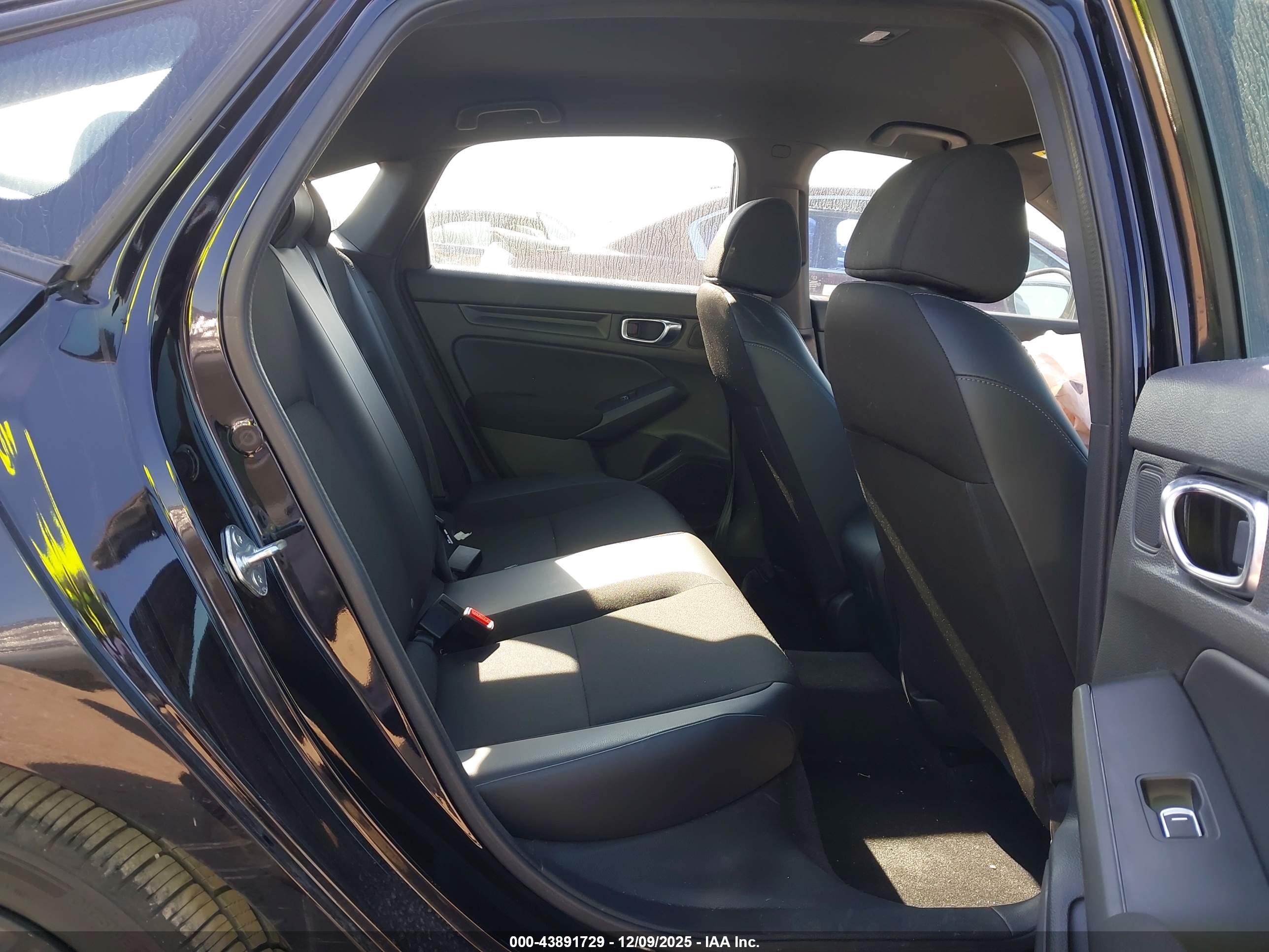 HONDA CIVIC image 8