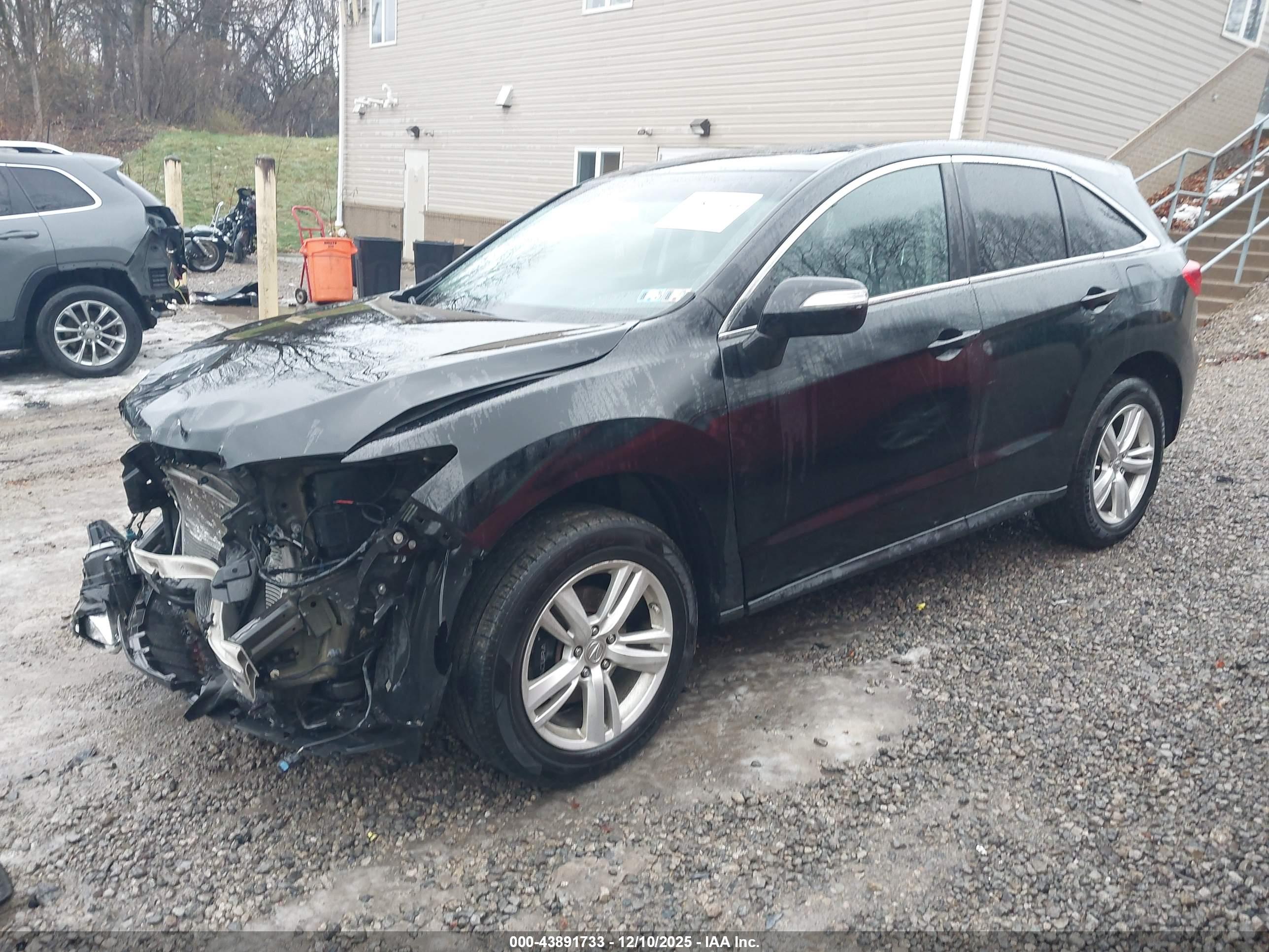 ACURA RDX image 2