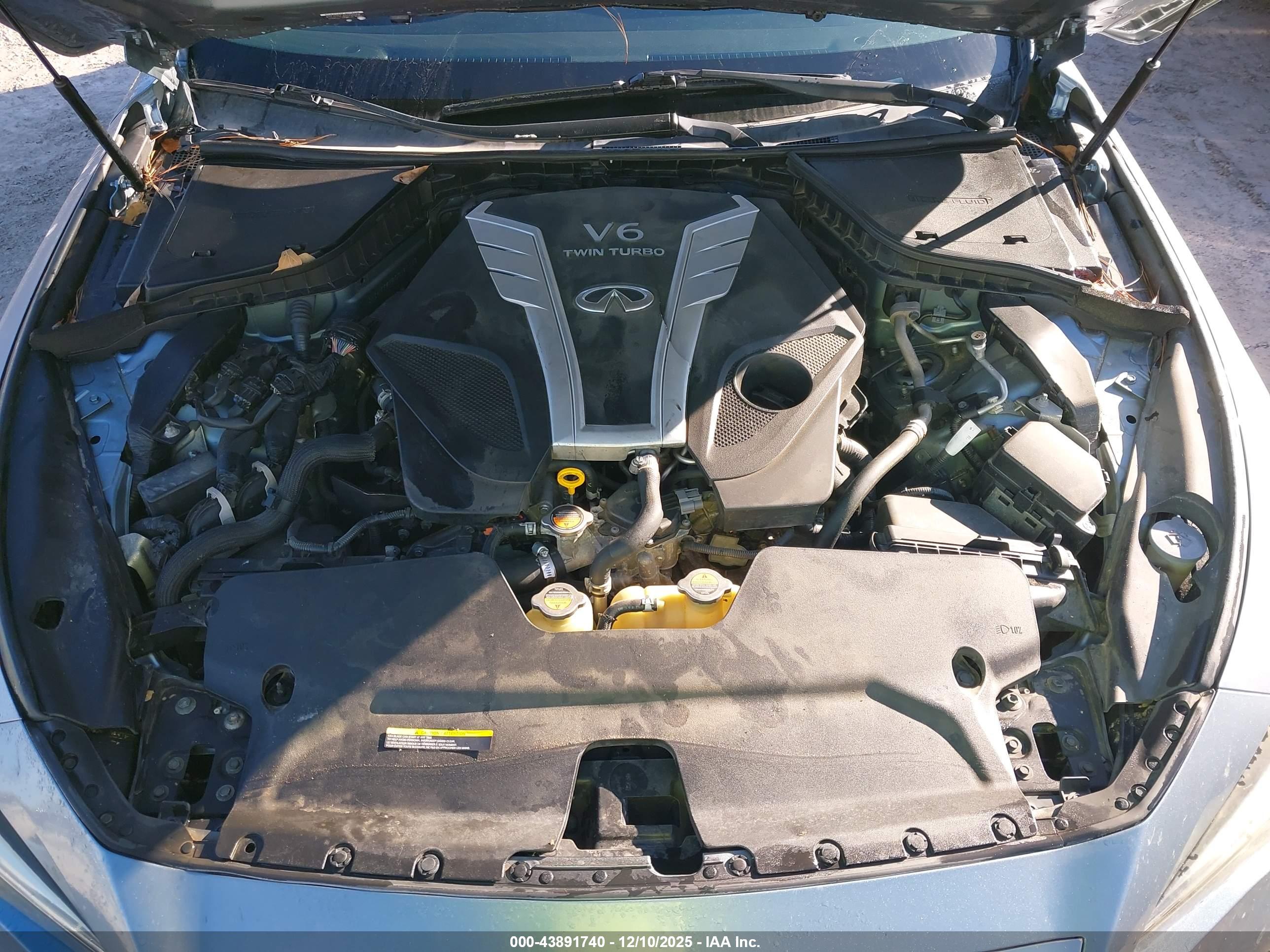 INFINITI Q50 image 10