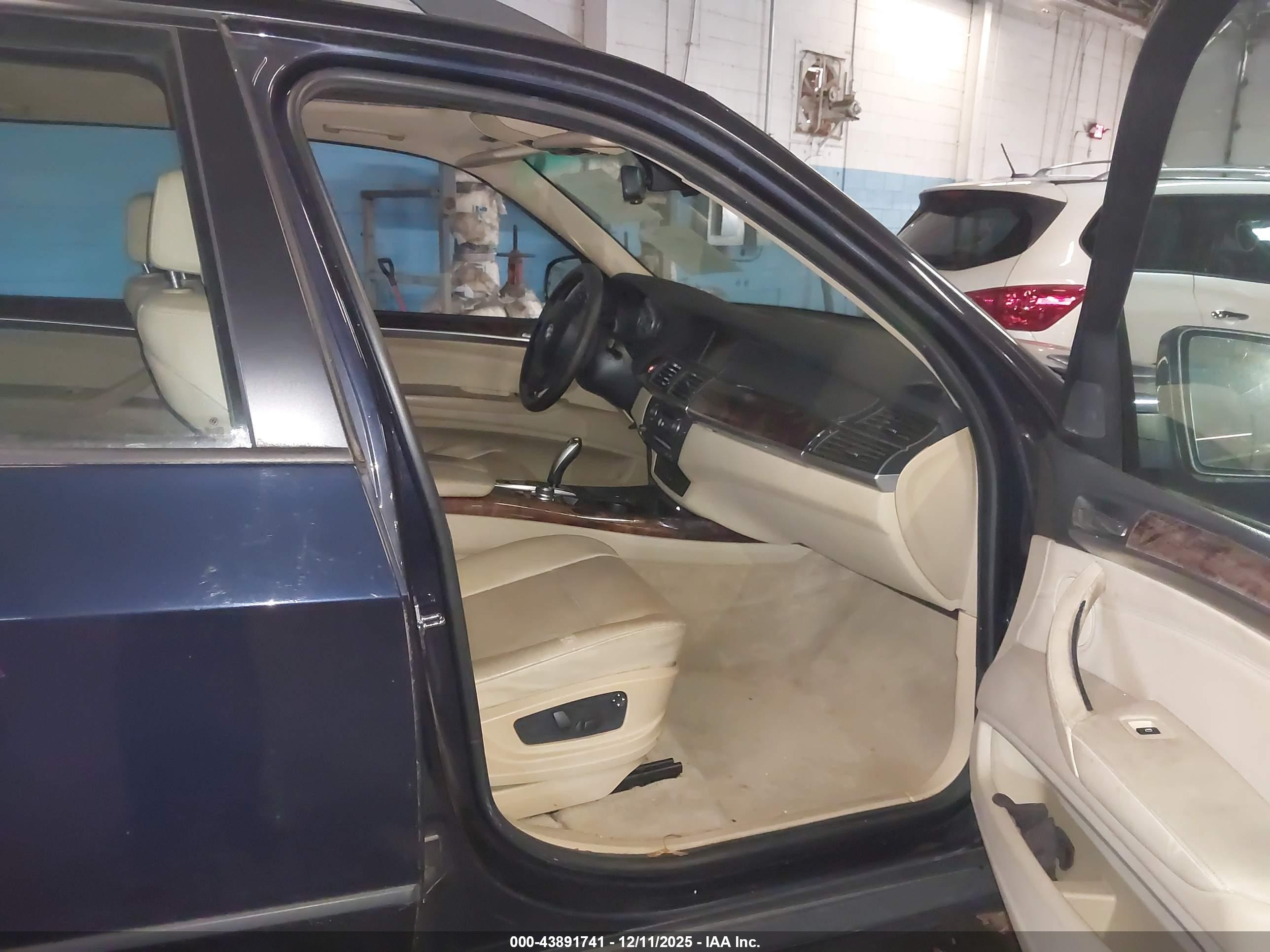 BMW X5 image 5