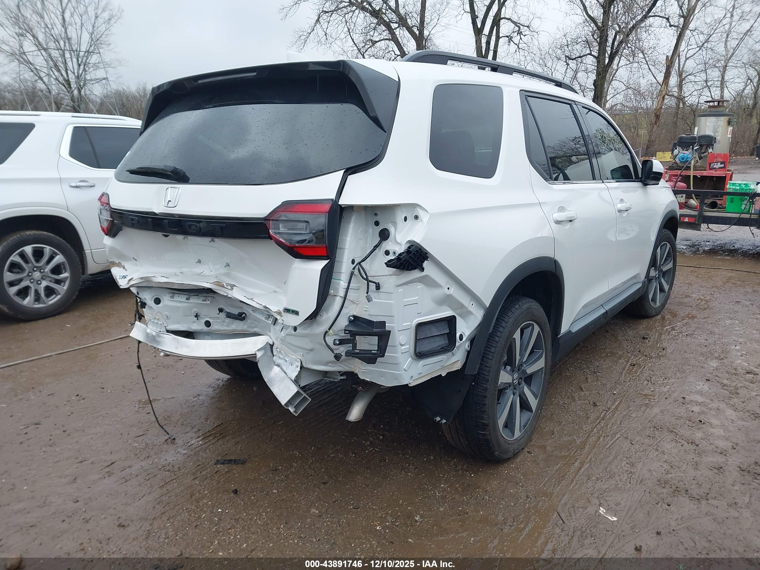 HONDA PILOT image 4