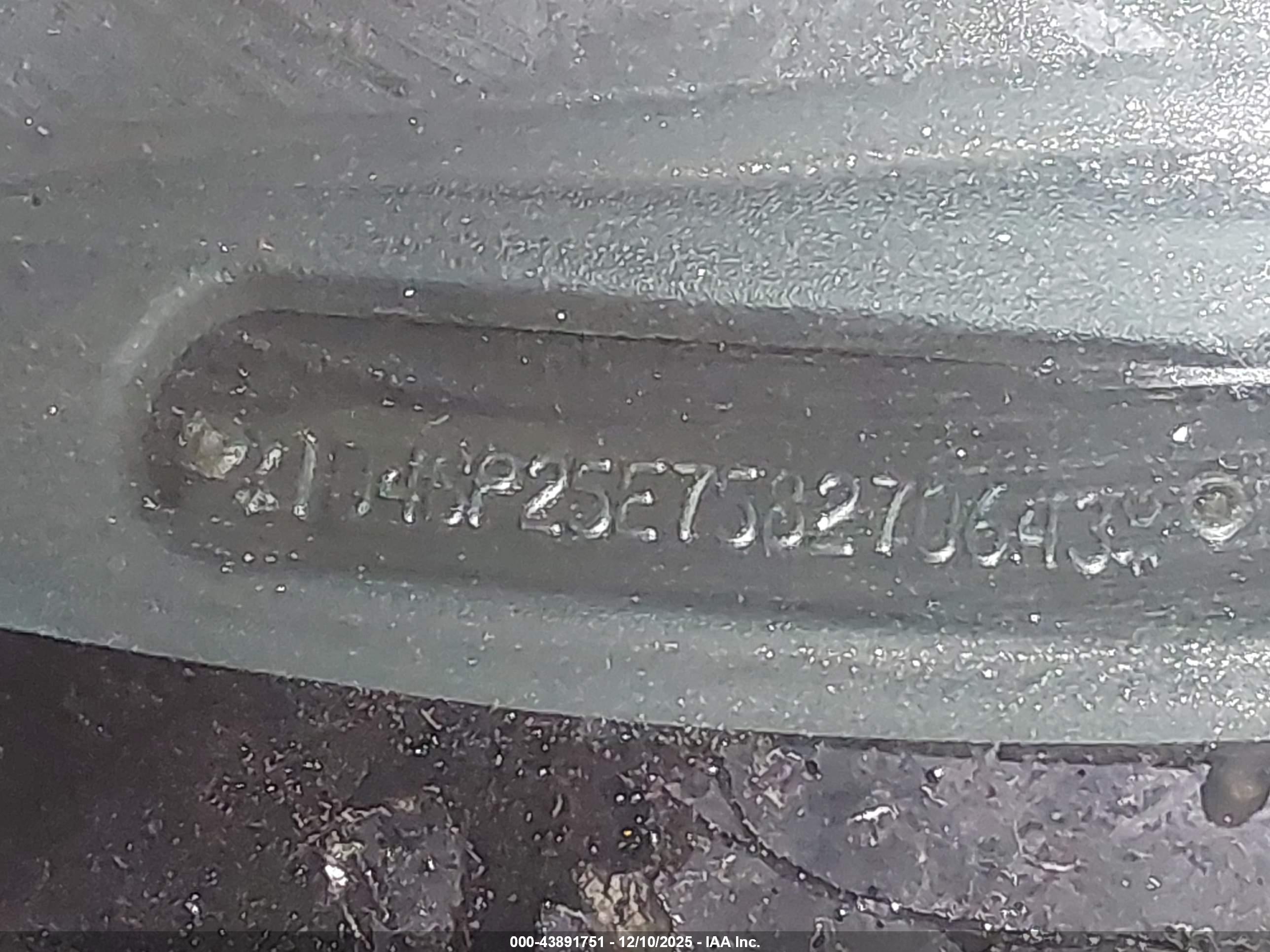 DODGE CARAVAN image 9