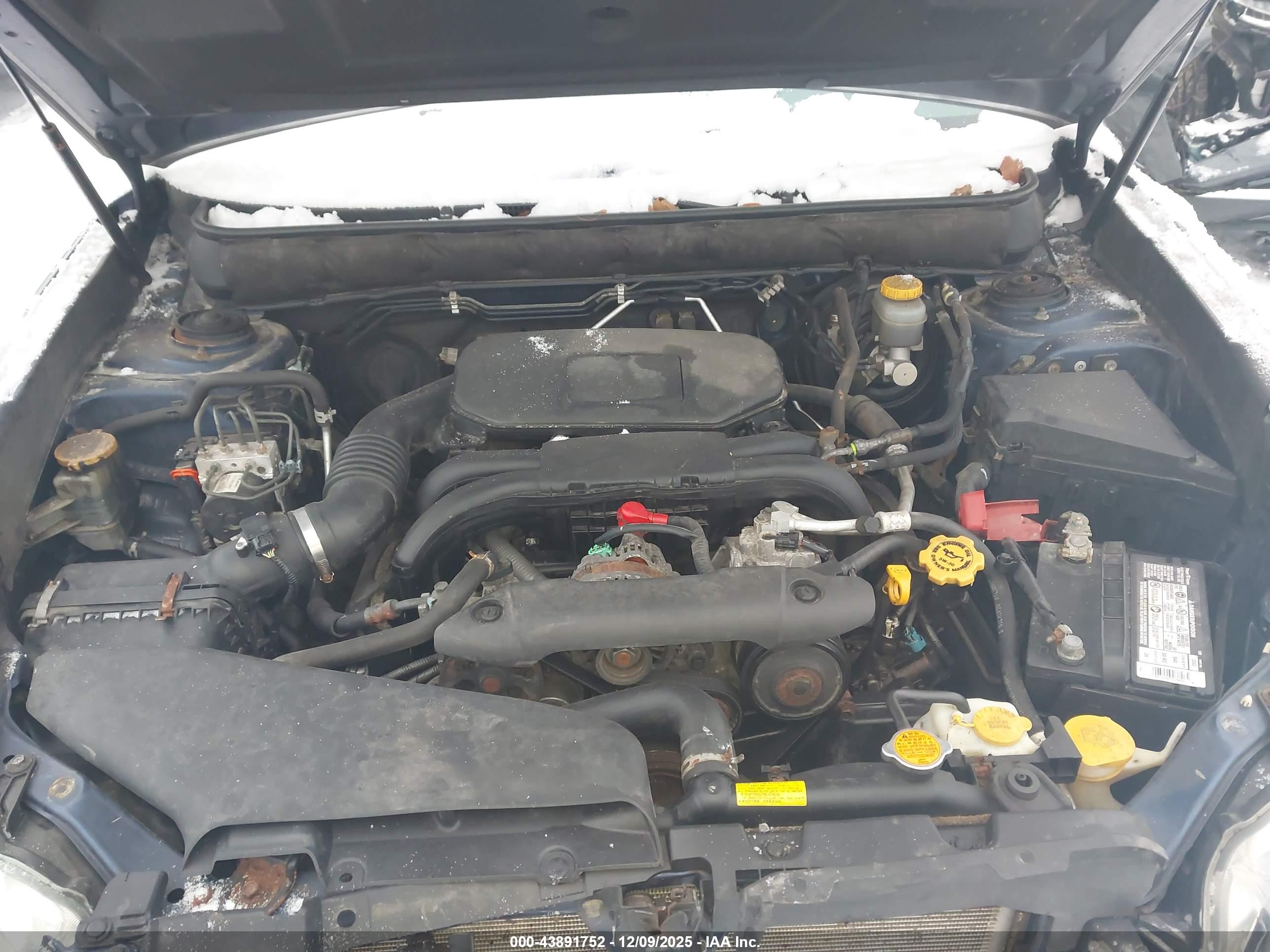 SUBARU LEGACY image 10