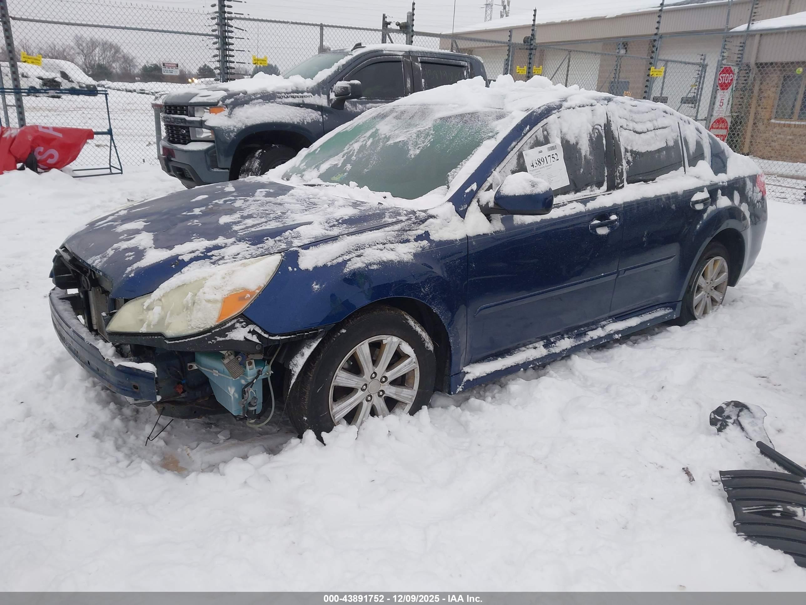 SUBARU LEGACY image 2