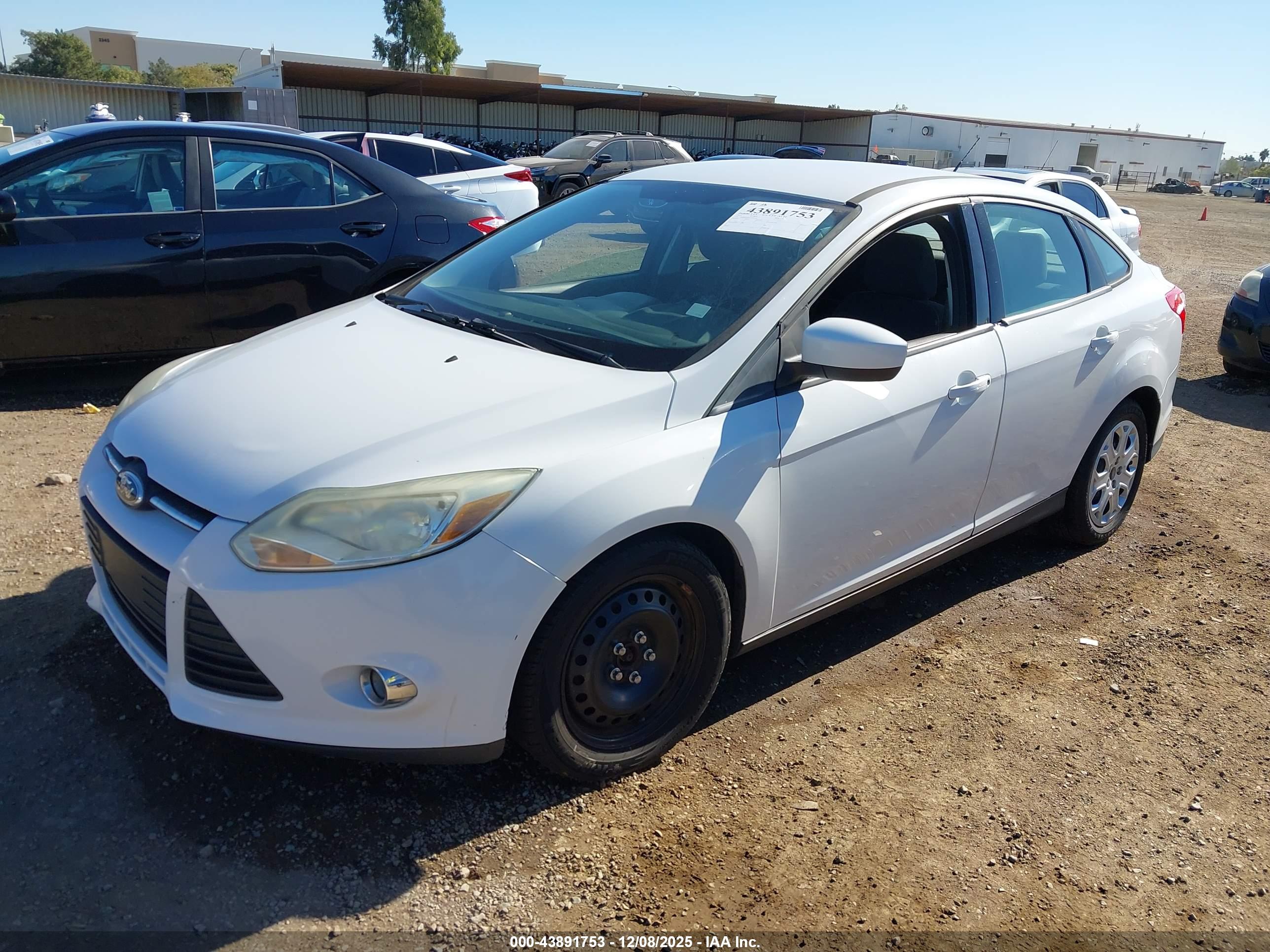 FORD FOCUS image 2