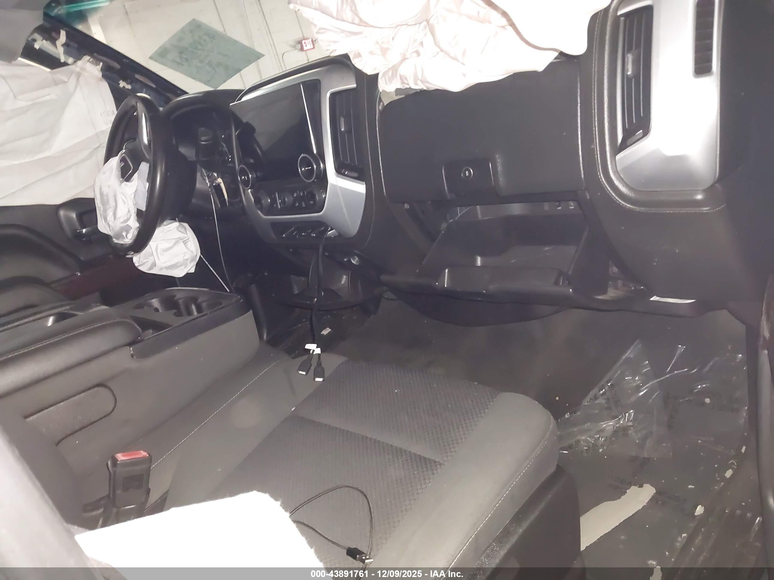 GMC SIERRA image 5