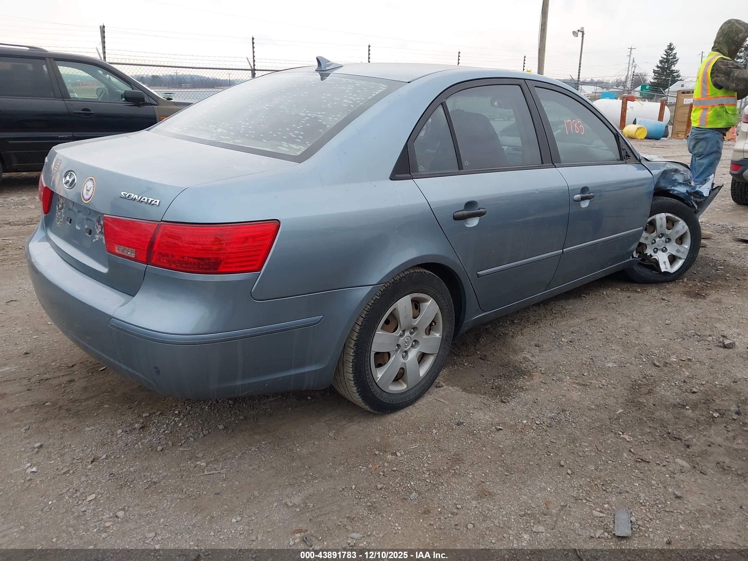 HYUNDAI SONATA image 4