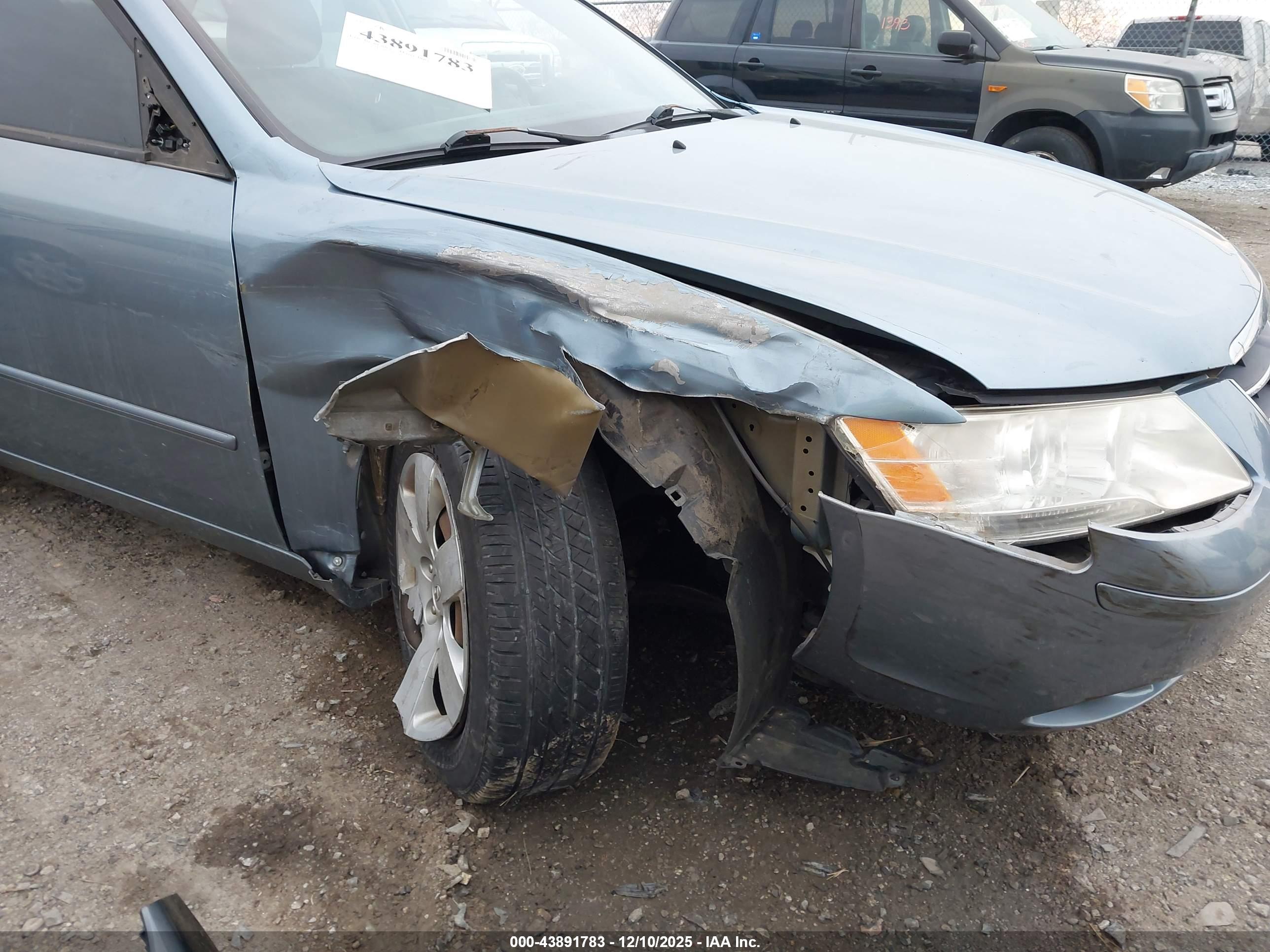 HYUNDAI SONATA image 6