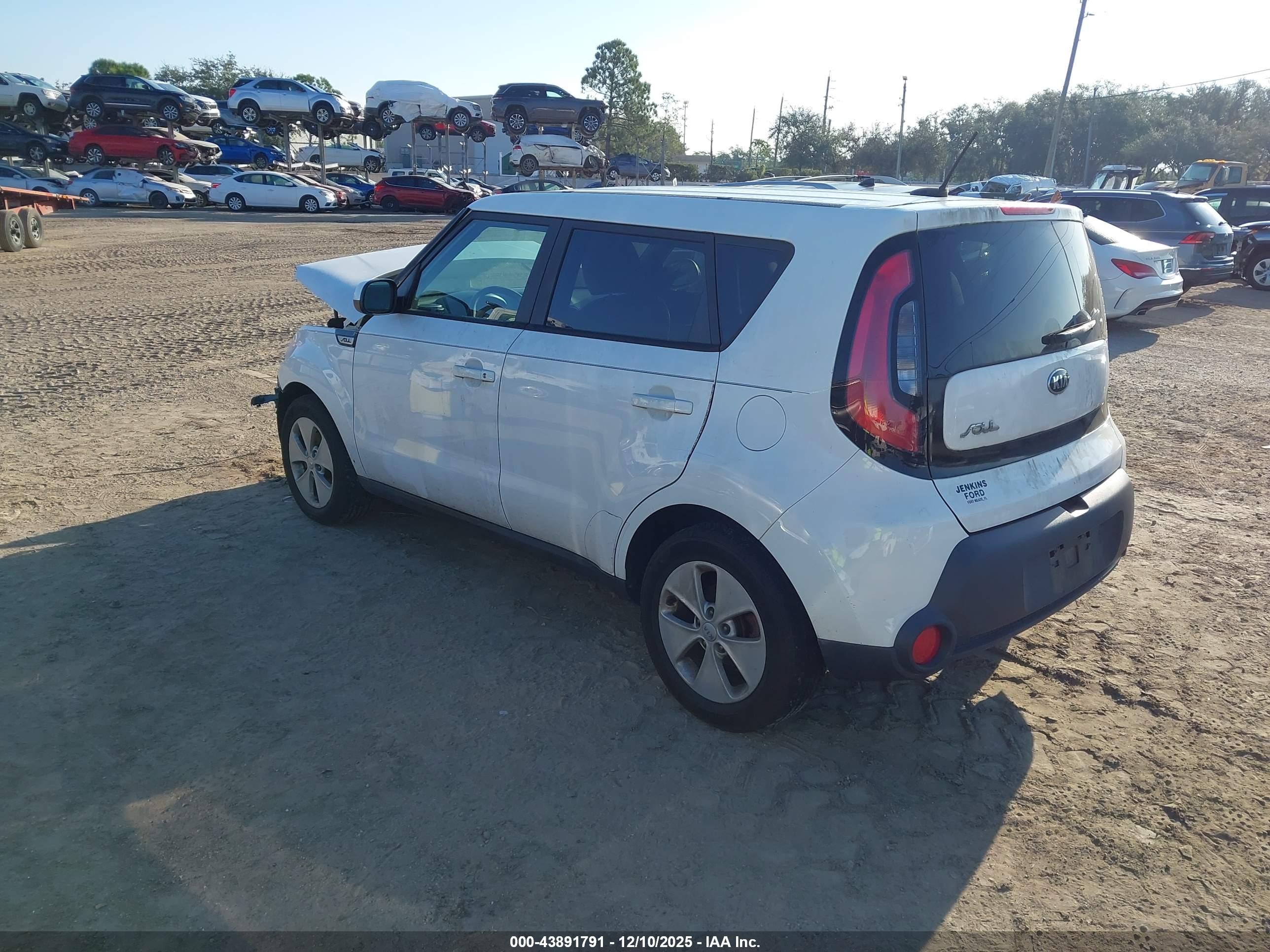 KIA SOUL image 3