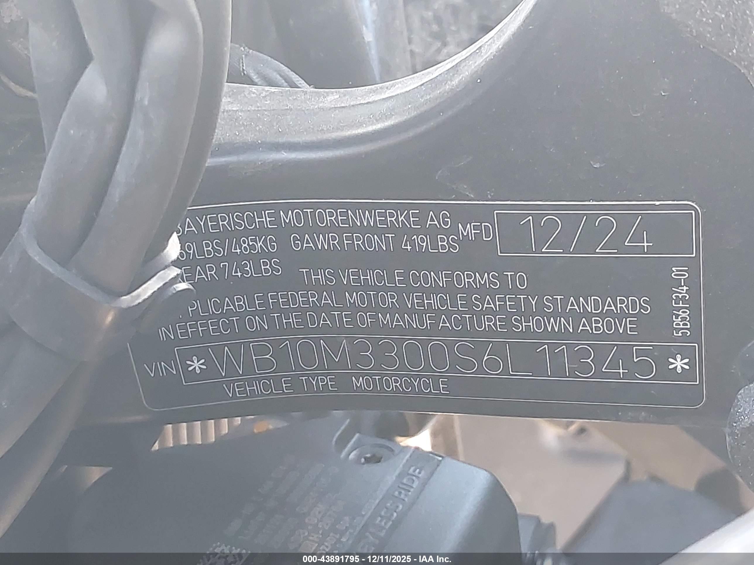 BMW R image 10