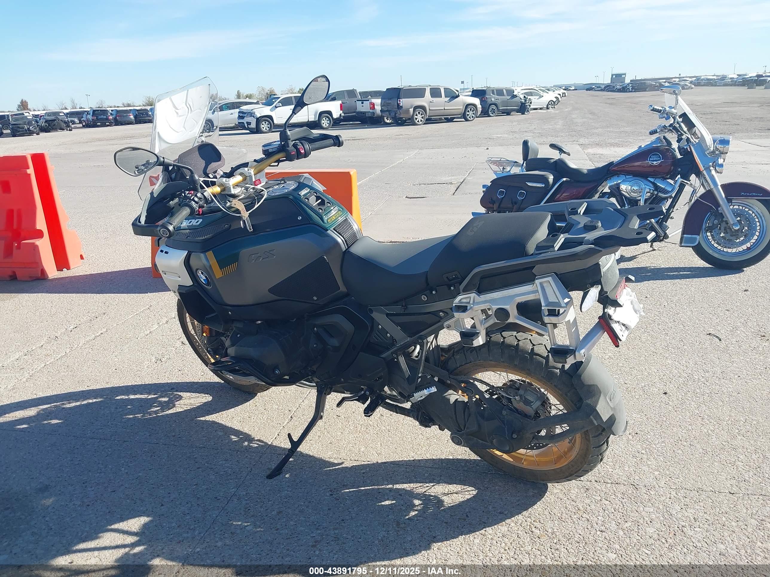 BMW R image 3