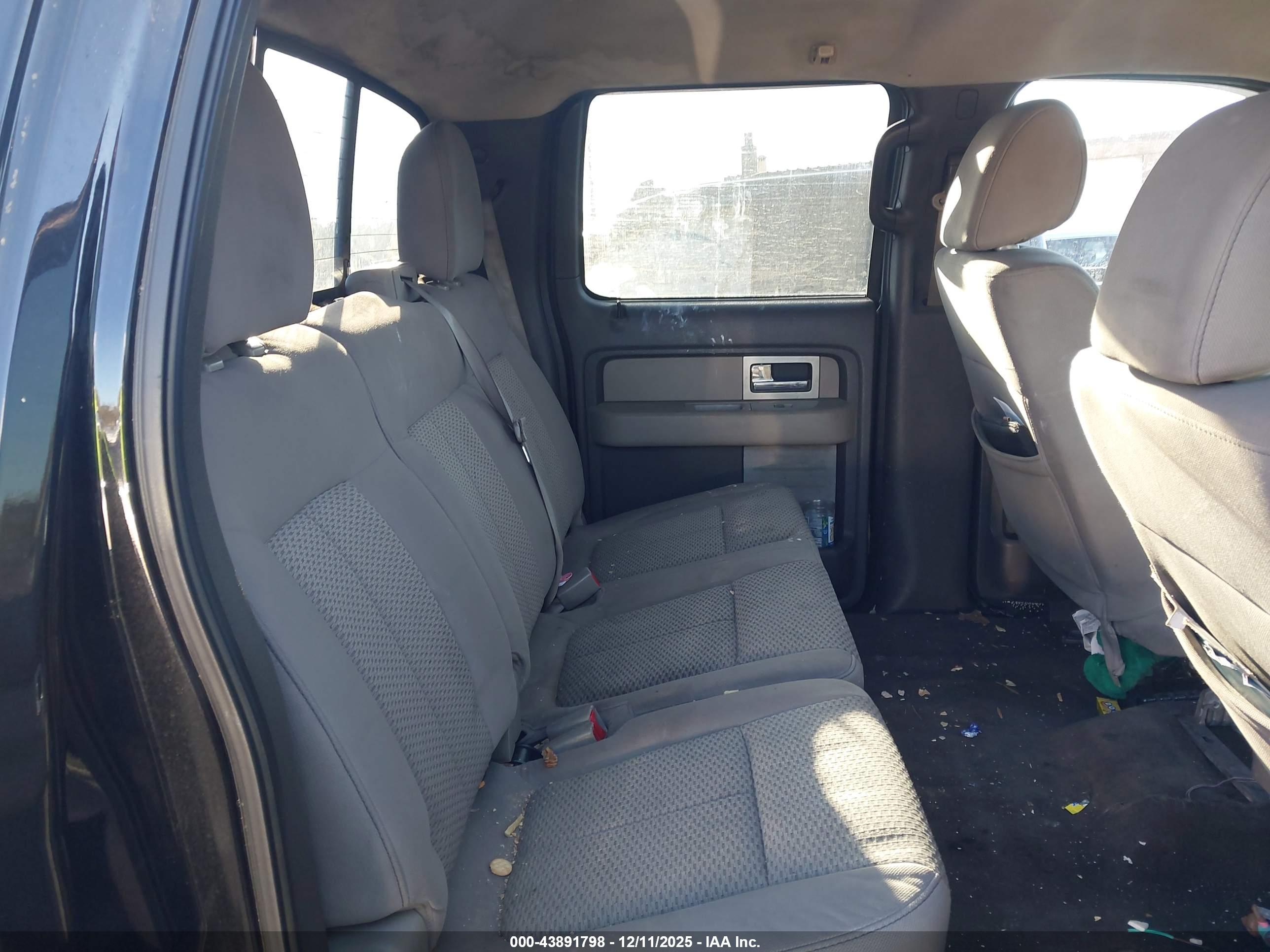 FORD F-150 image 8