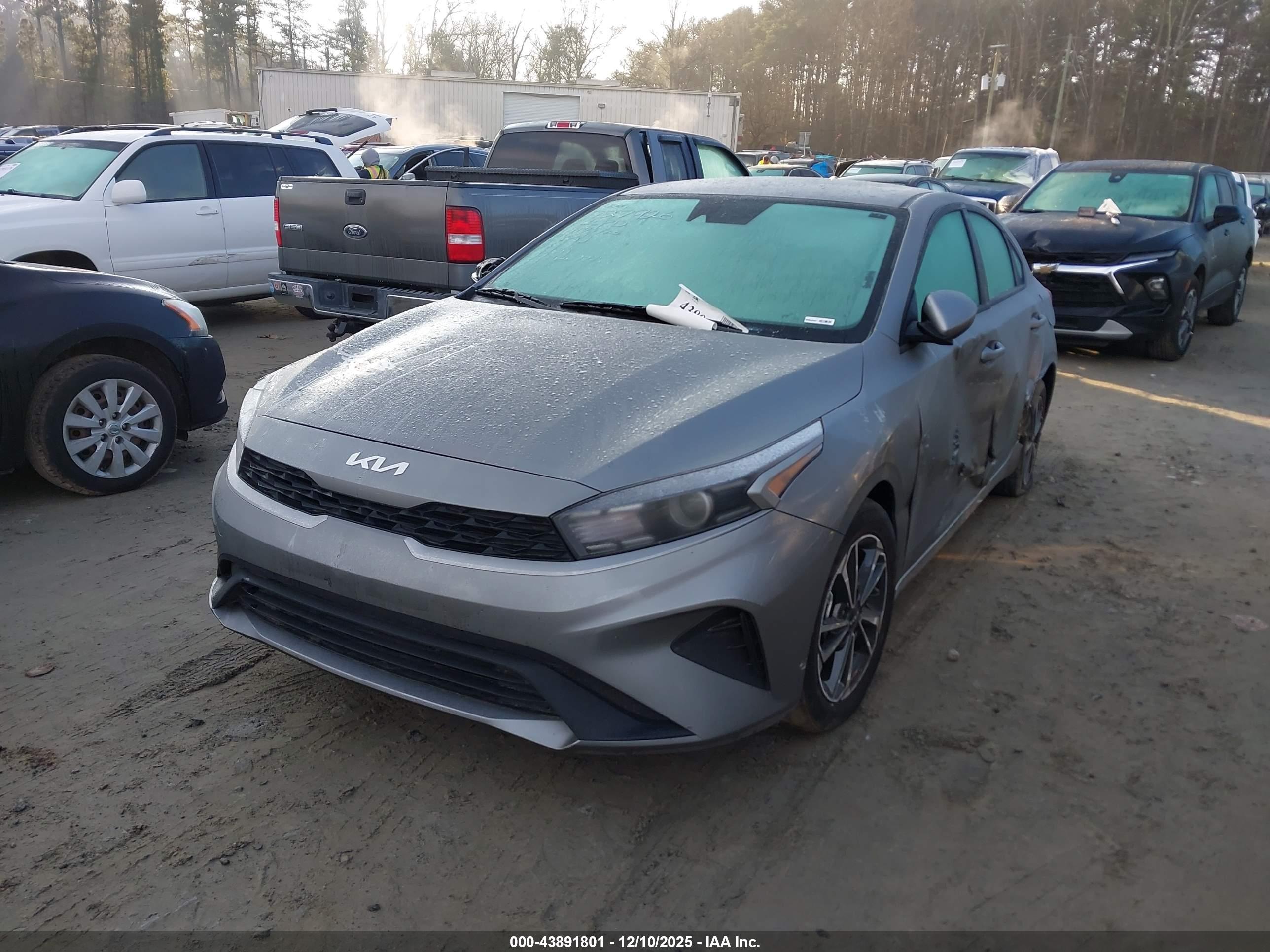 KIA FORTE image 2