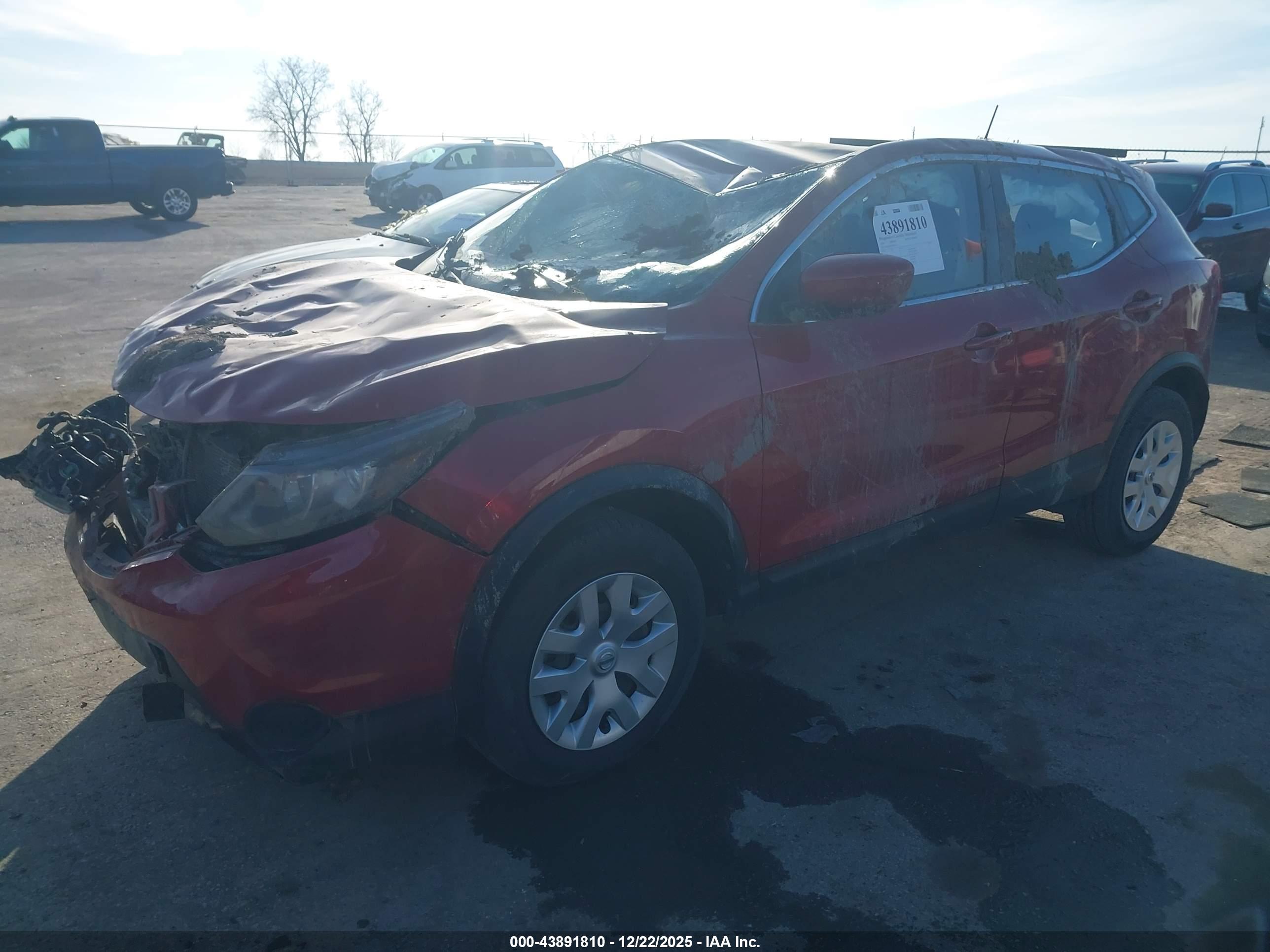 NISSAN ROGUE image 2