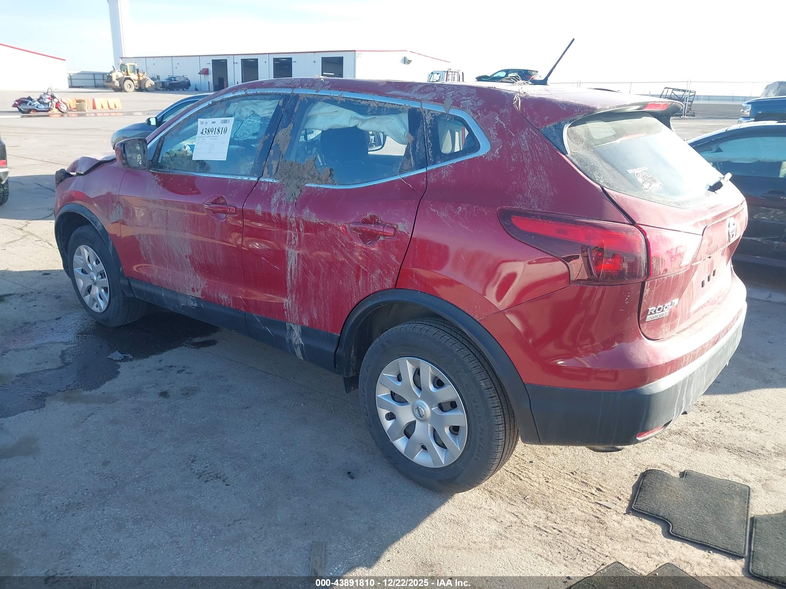 NISSAN ROGUE image 3