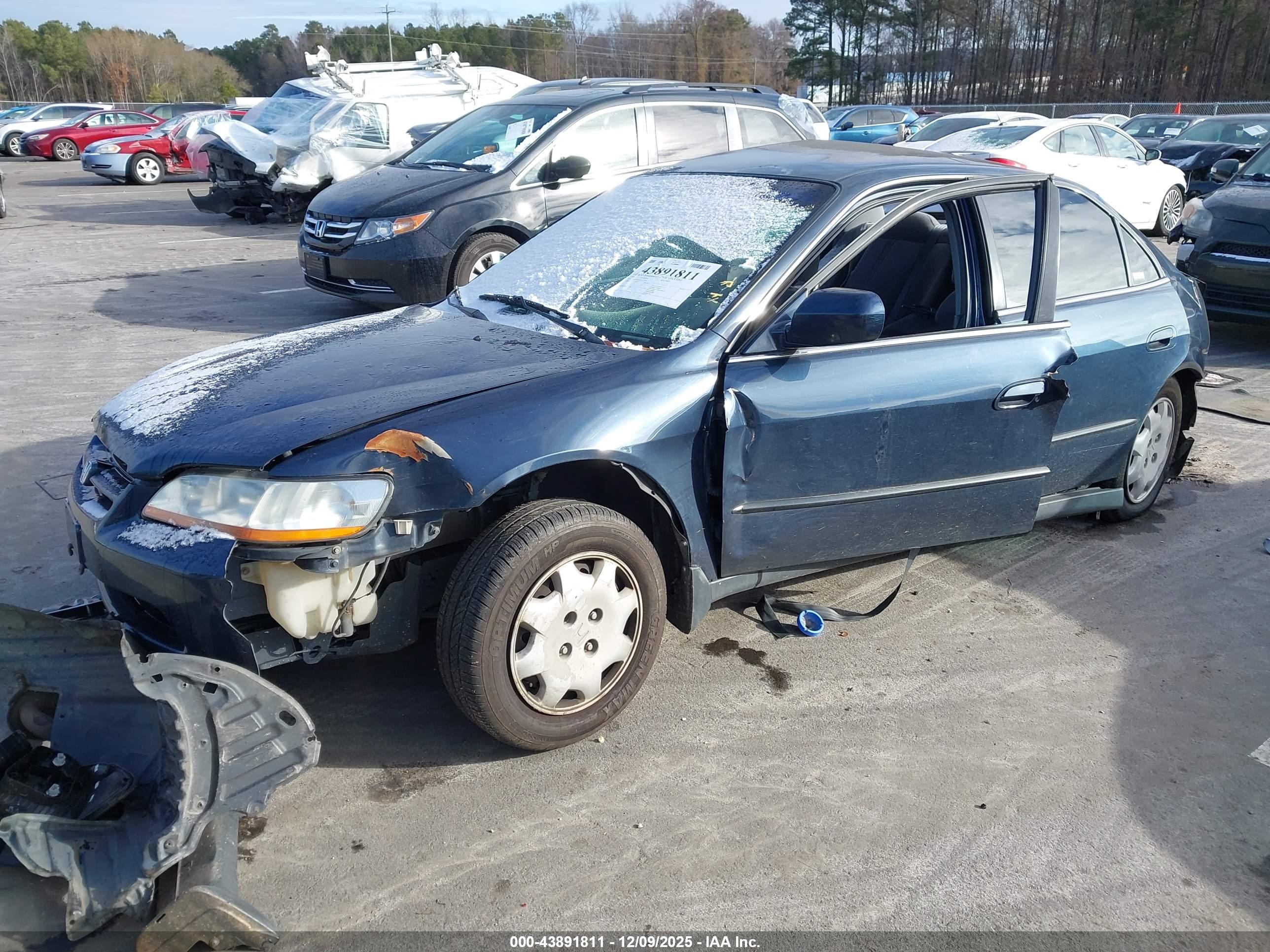 HONDA ACCORD image 2