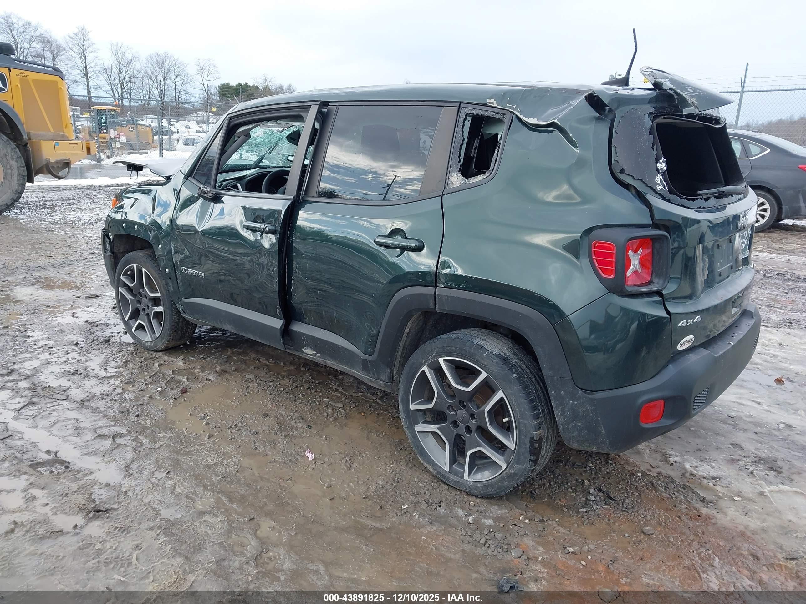 JEEP RENEGADE image 3
