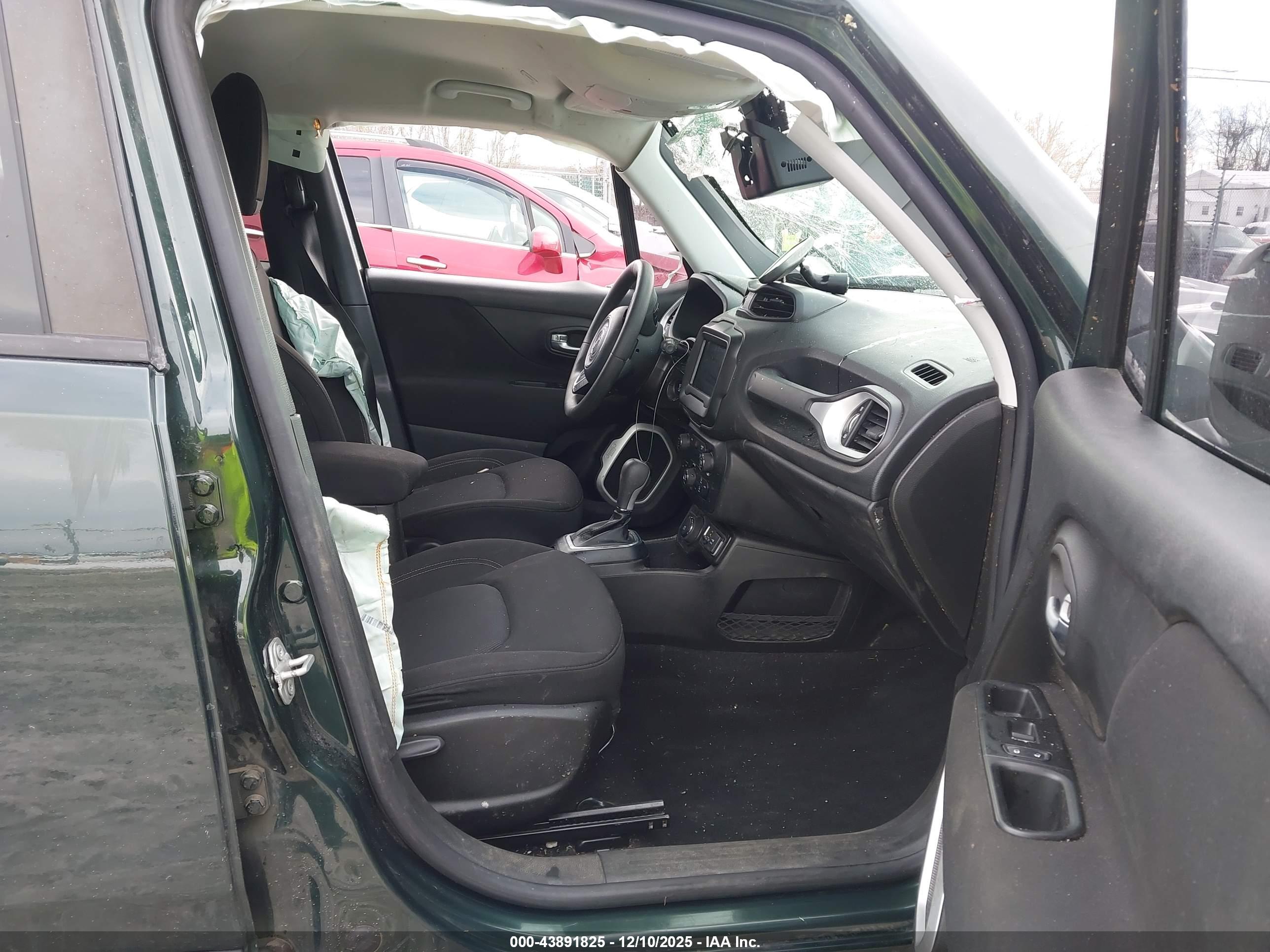 JEEP RENEGADE image 5