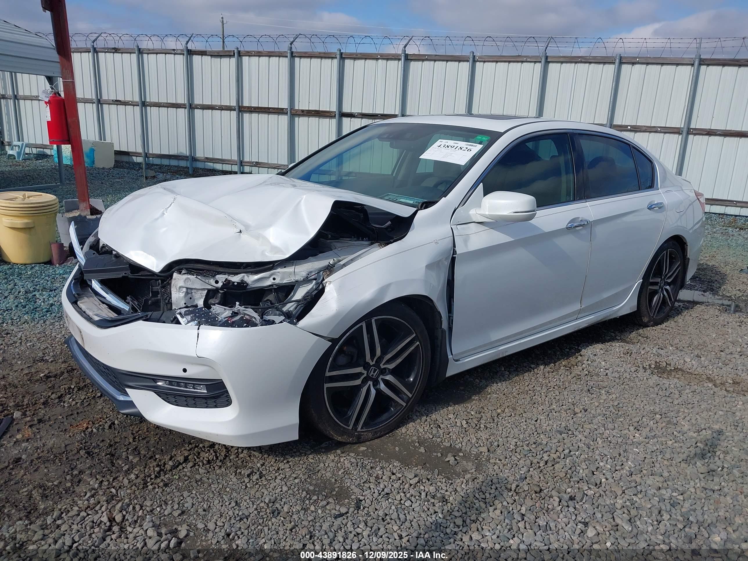 HONDA ACCORD image 2