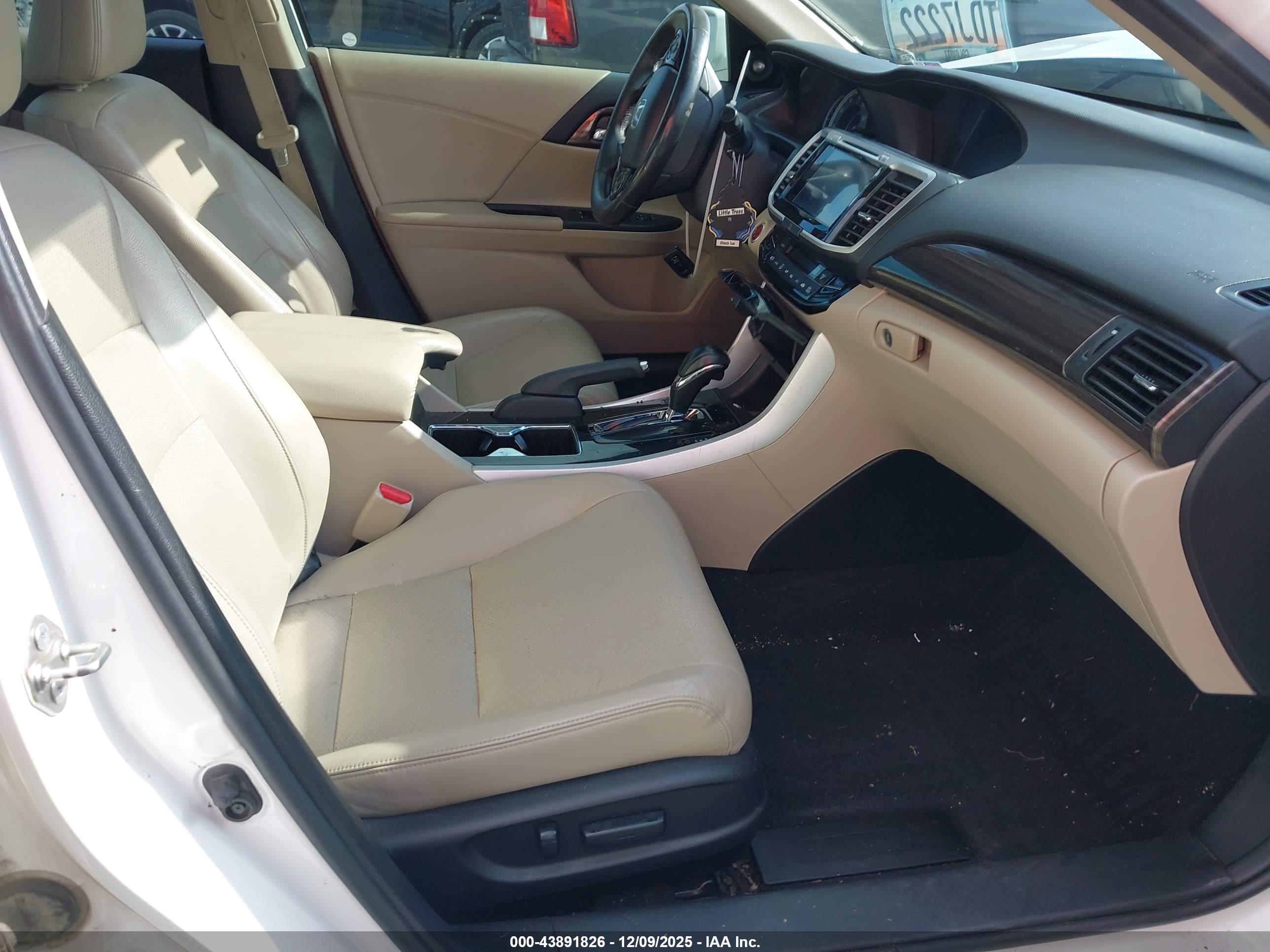 HONDA ACCORD image 5