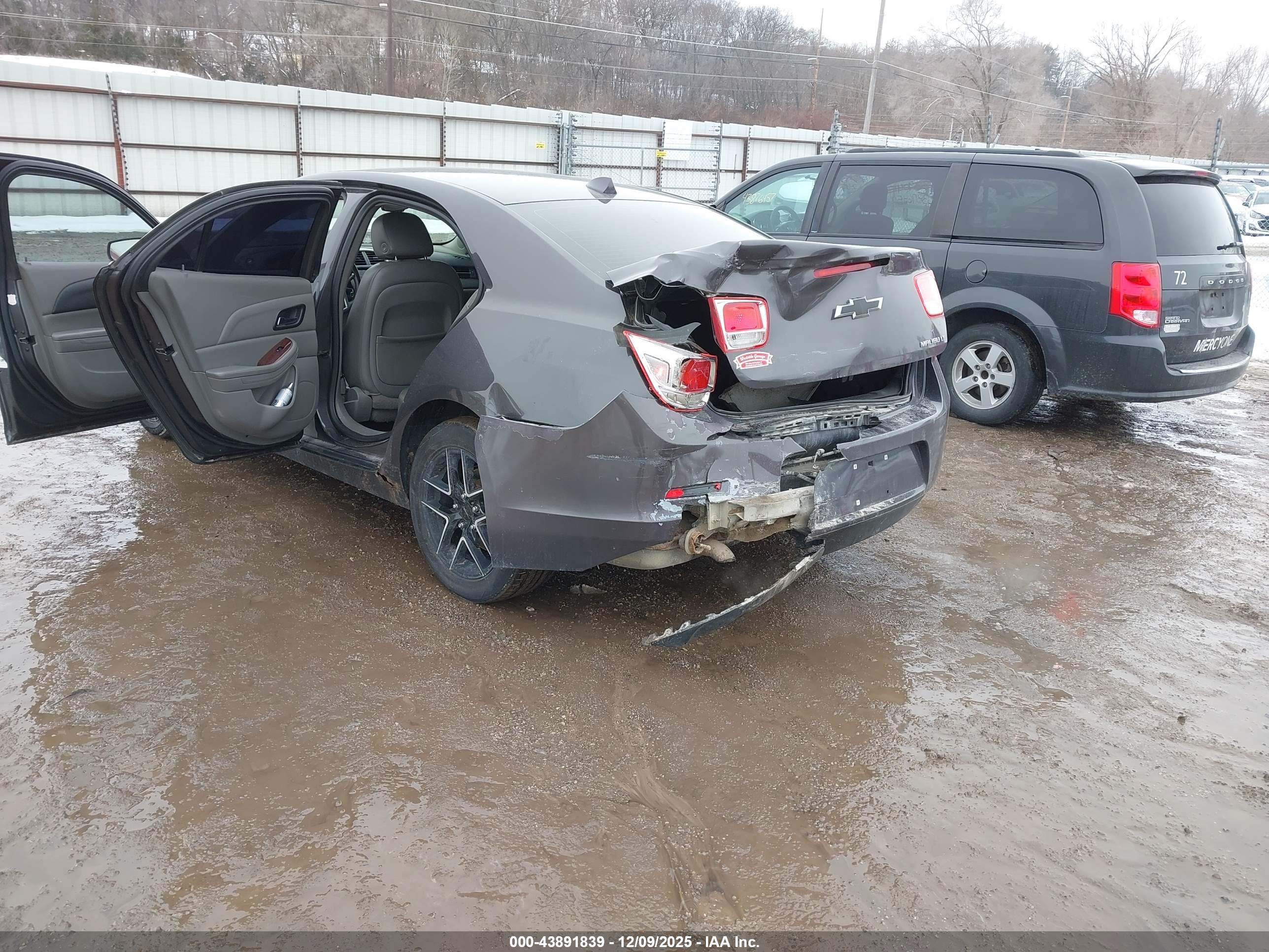 CHEVROLET MALIBU image 3
