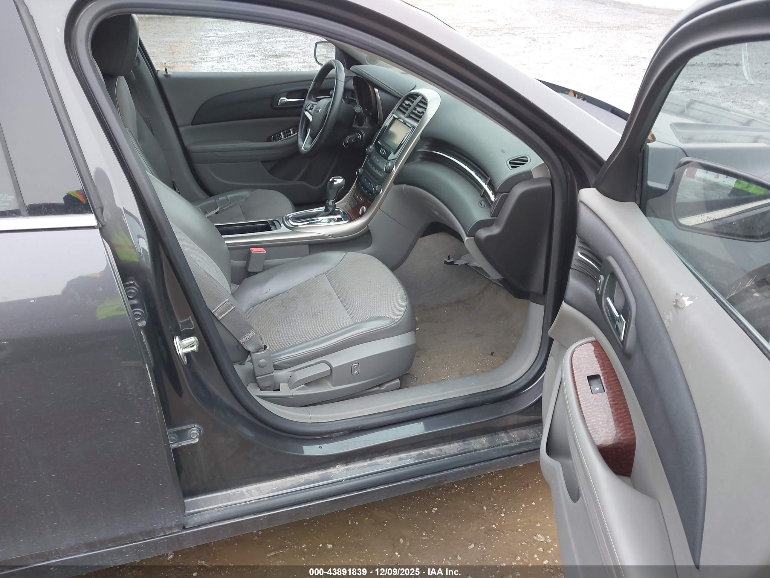 CHEVROLET MALIBU image 5