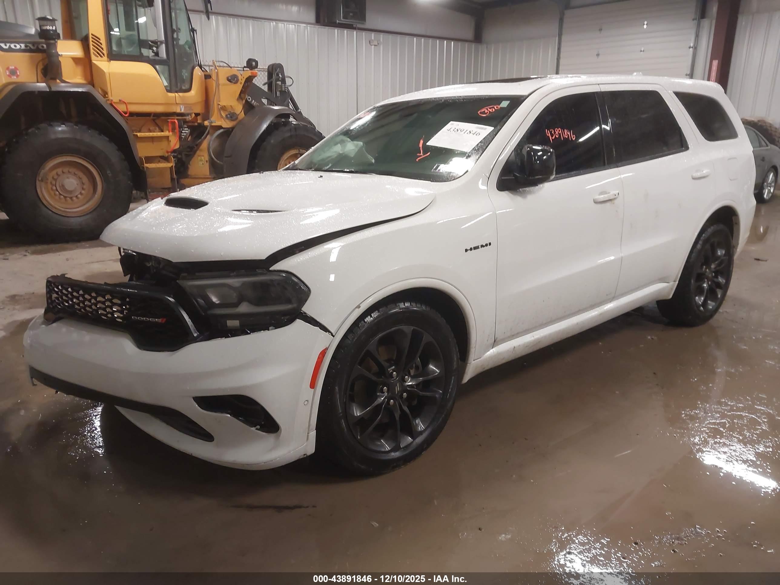 DODGE DURANGO image 2