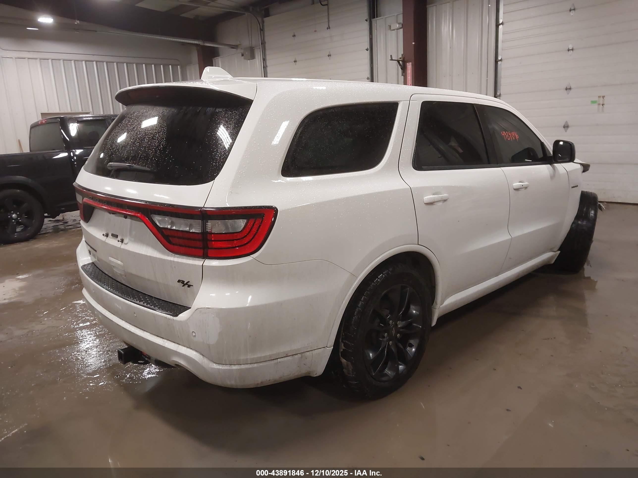 DODGE DURANGO image 4