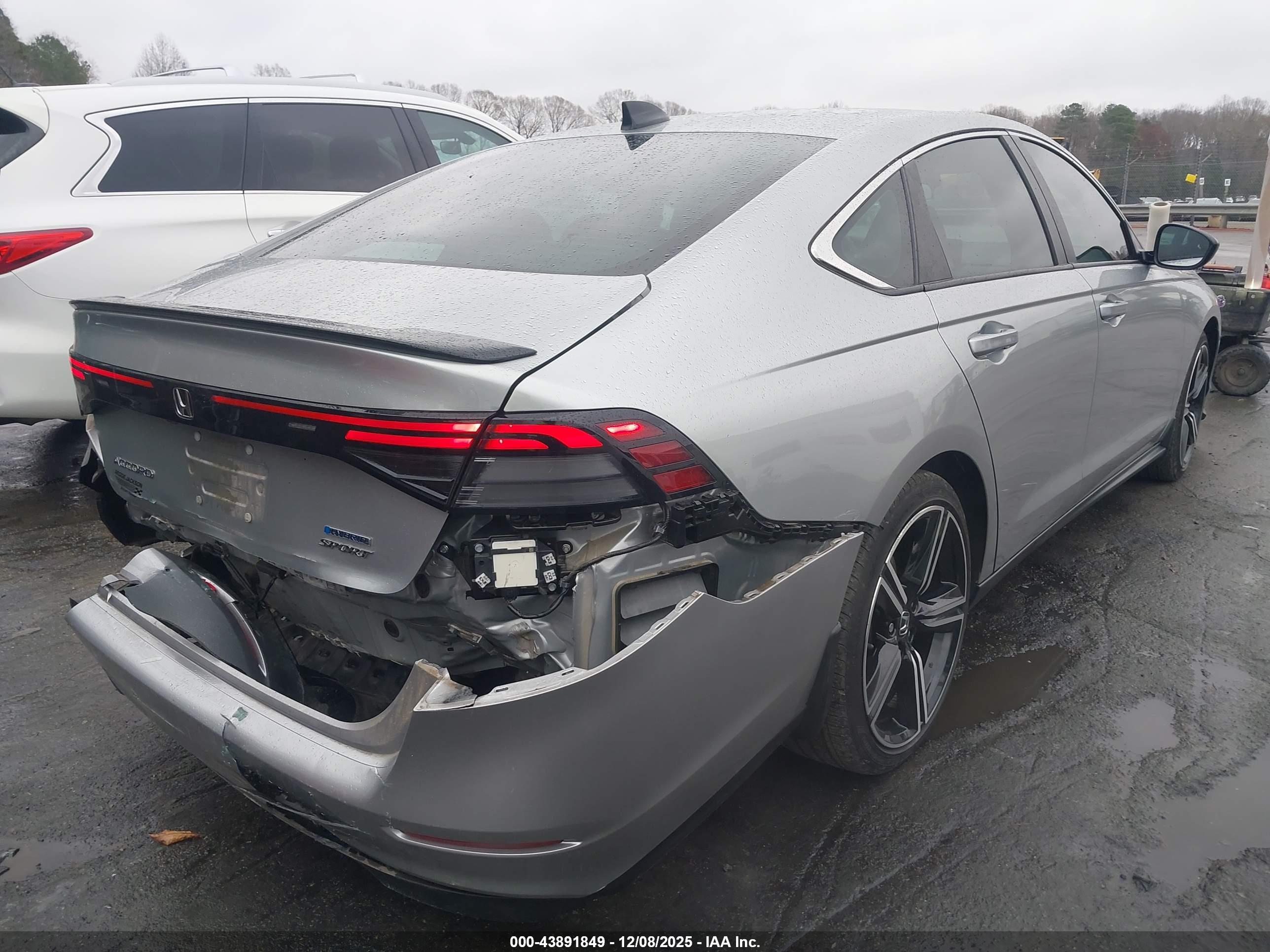 HONDA ACCORD image 4