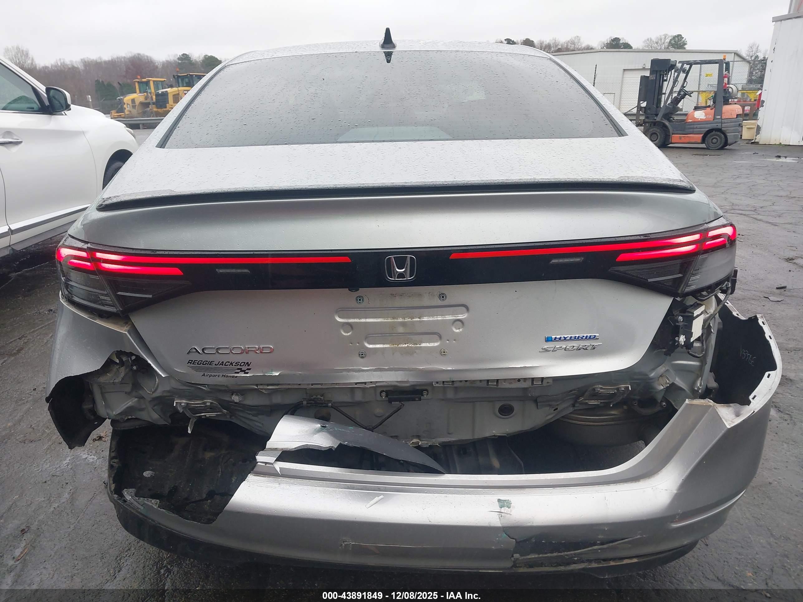 HONDA ACCORD image 6