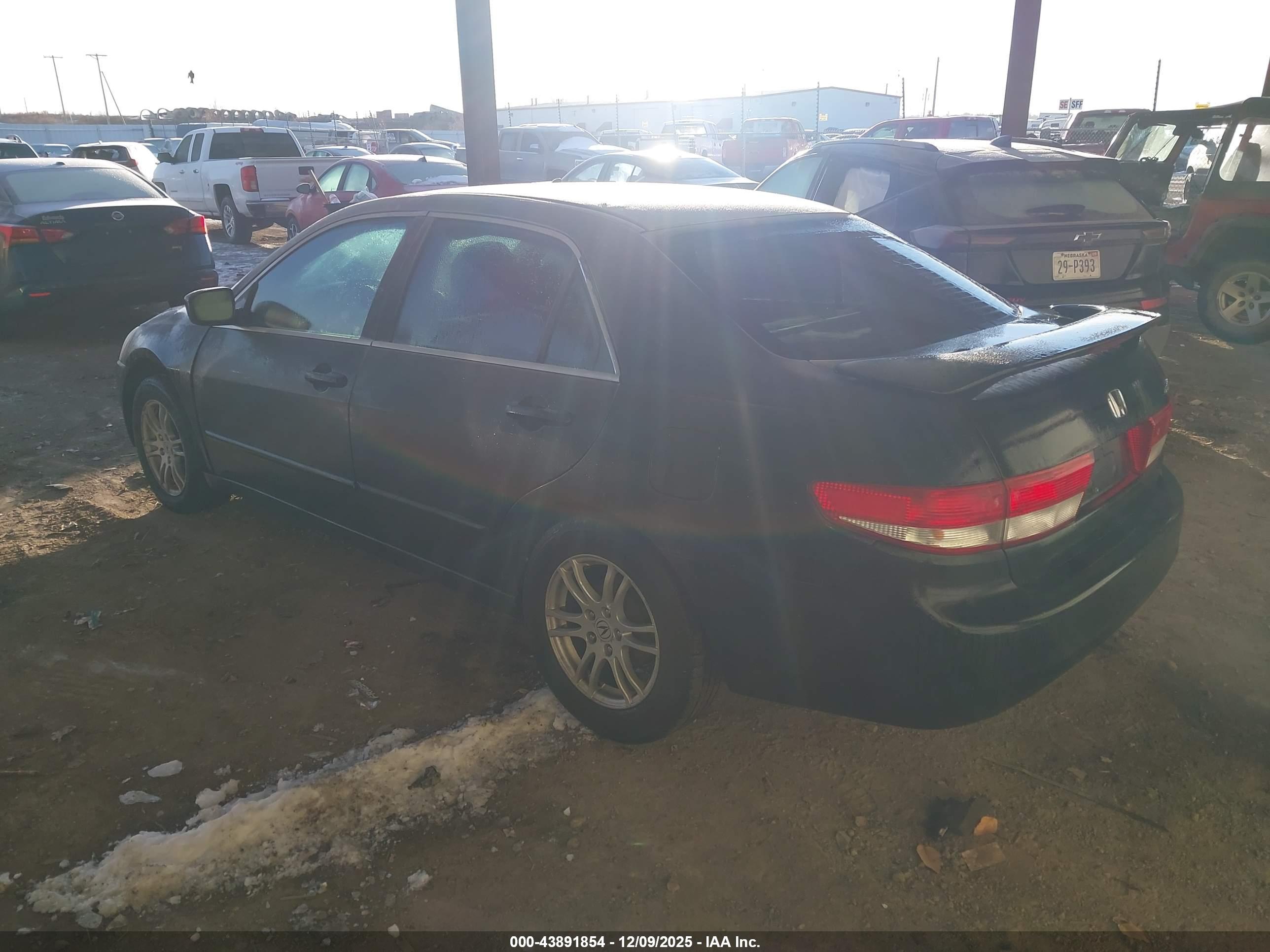 HONDA ACCORD image 3