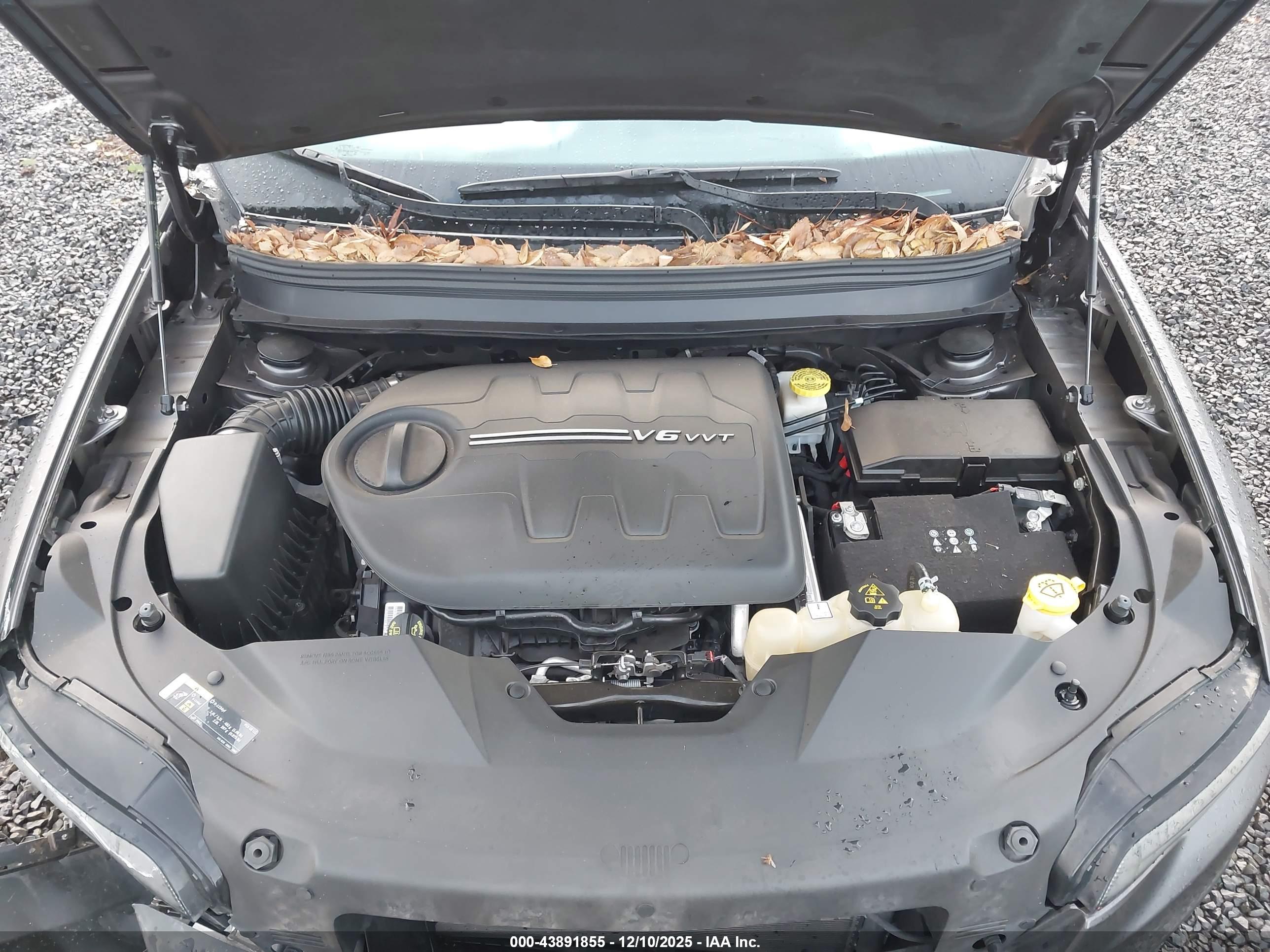JEEP CHEROKEE image 10
