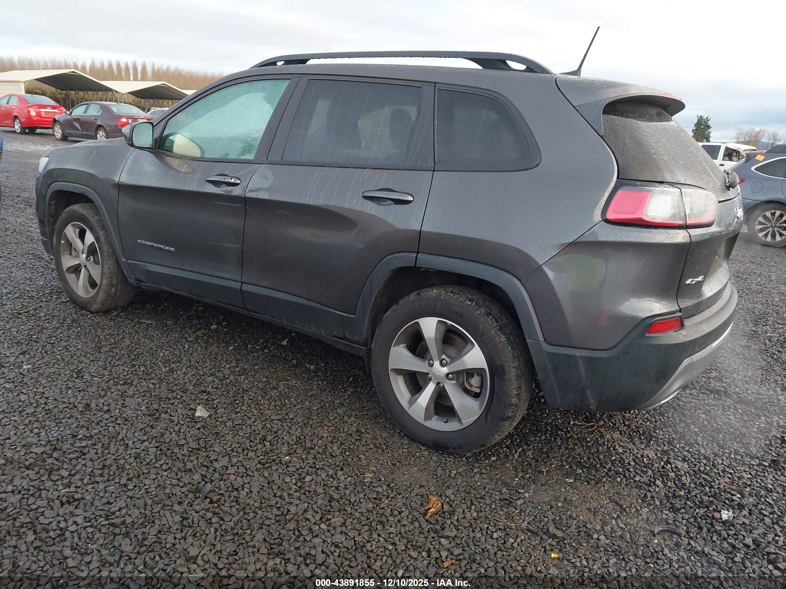 JEEP CHEROKEE image 3