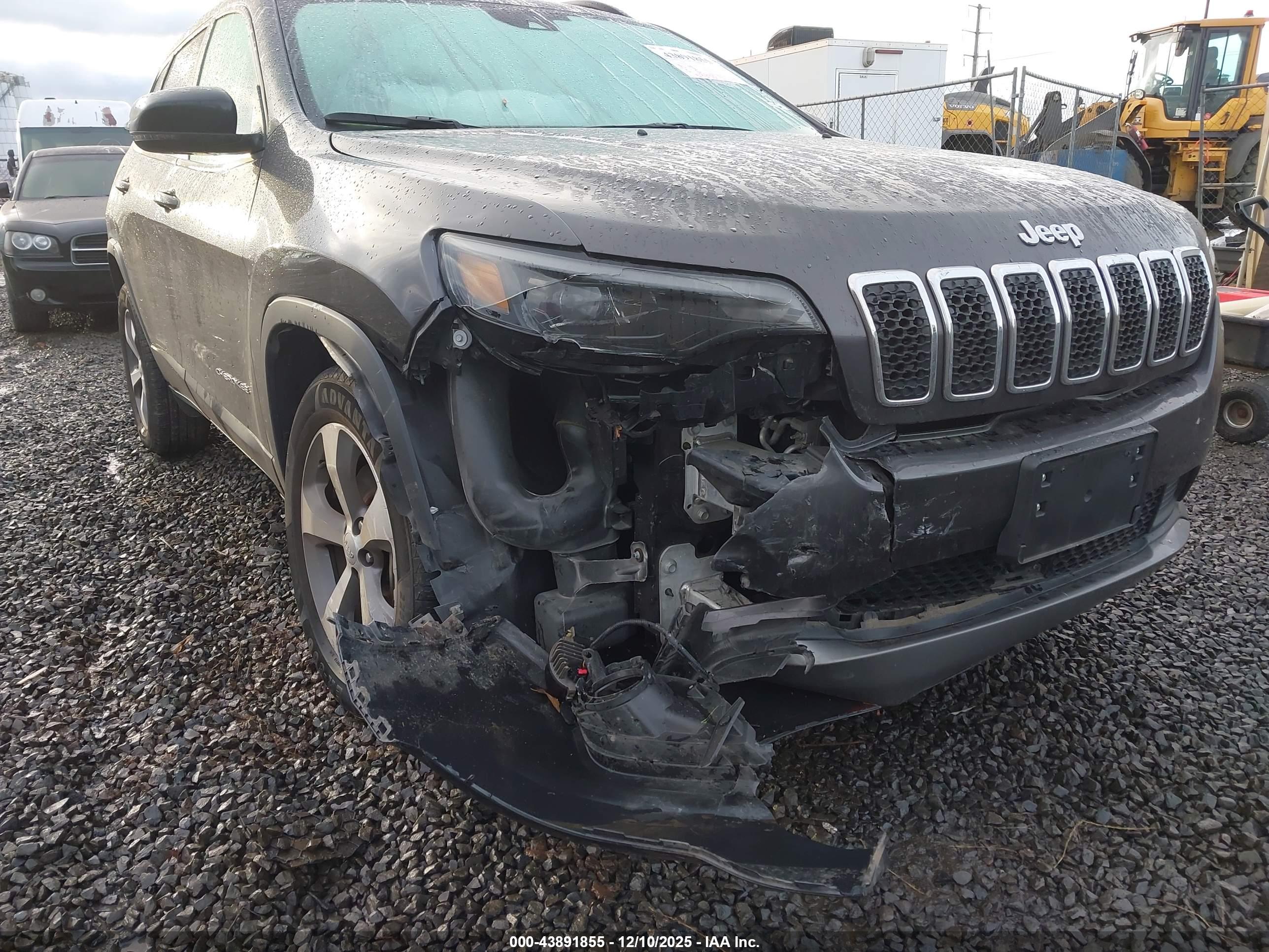 JEEP CHEROKEE image 6