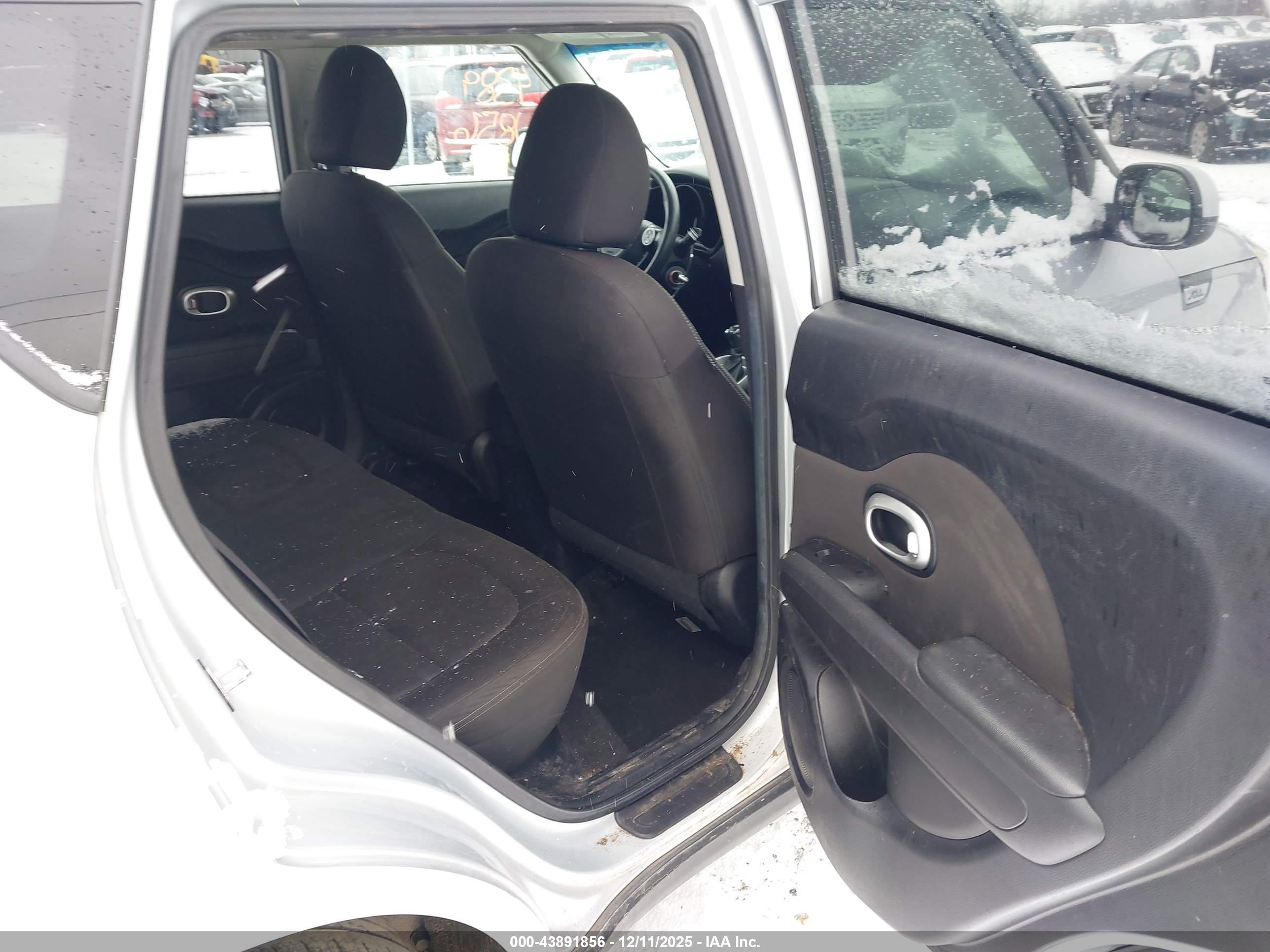 KIA SOUL image 8