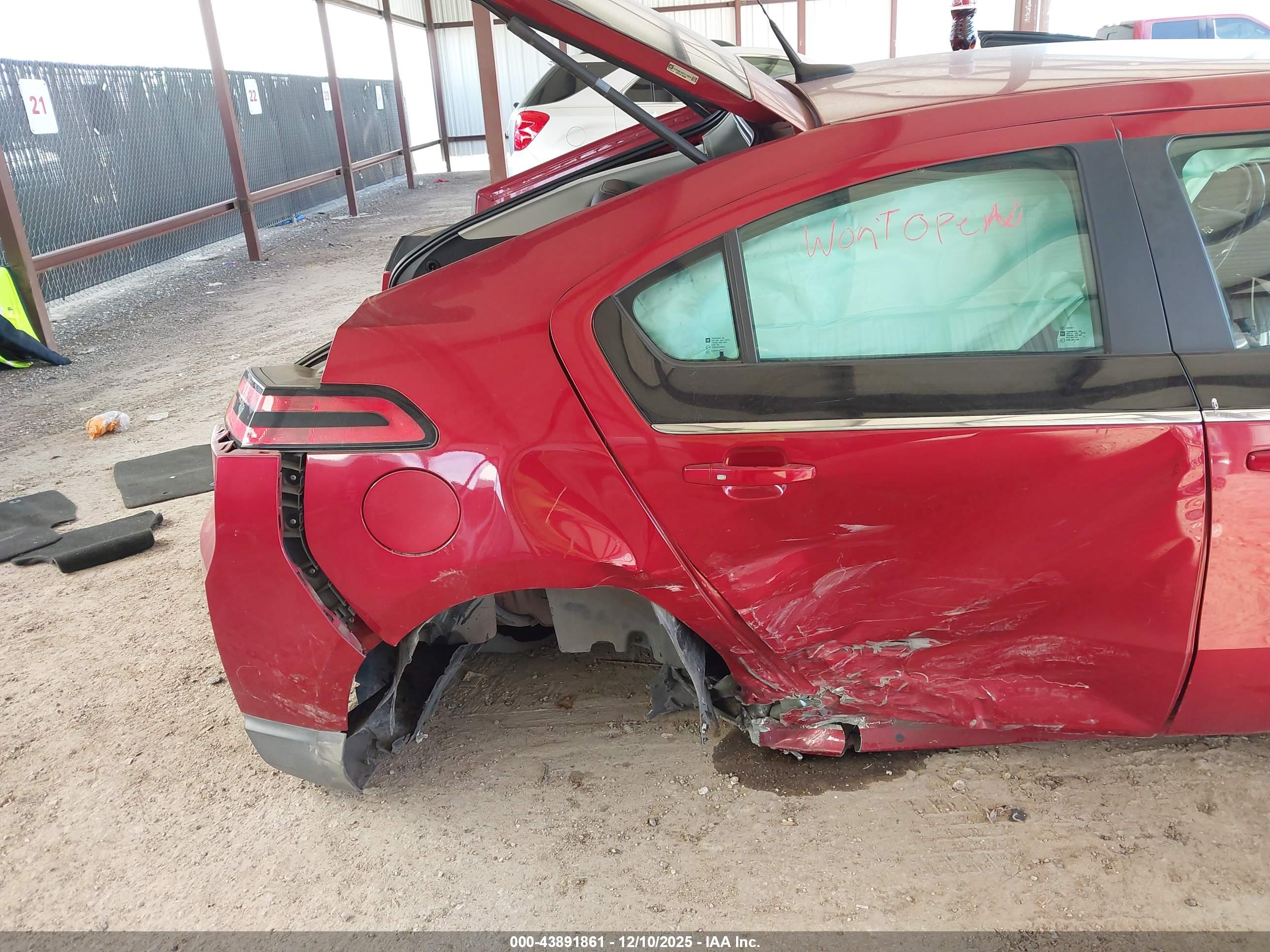CHEVROLET VOLT image 6