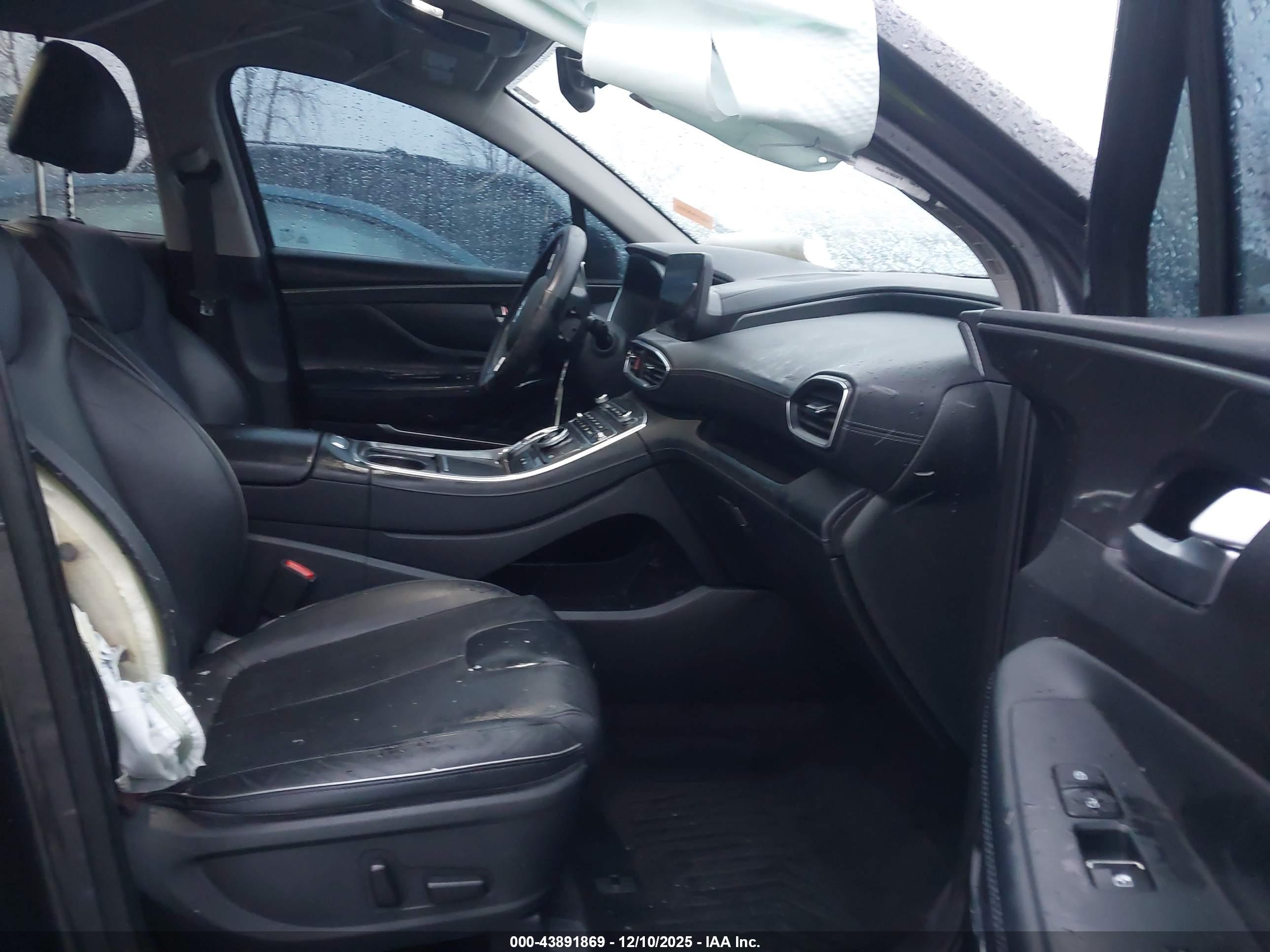 HYUNDAI SANTA image 5