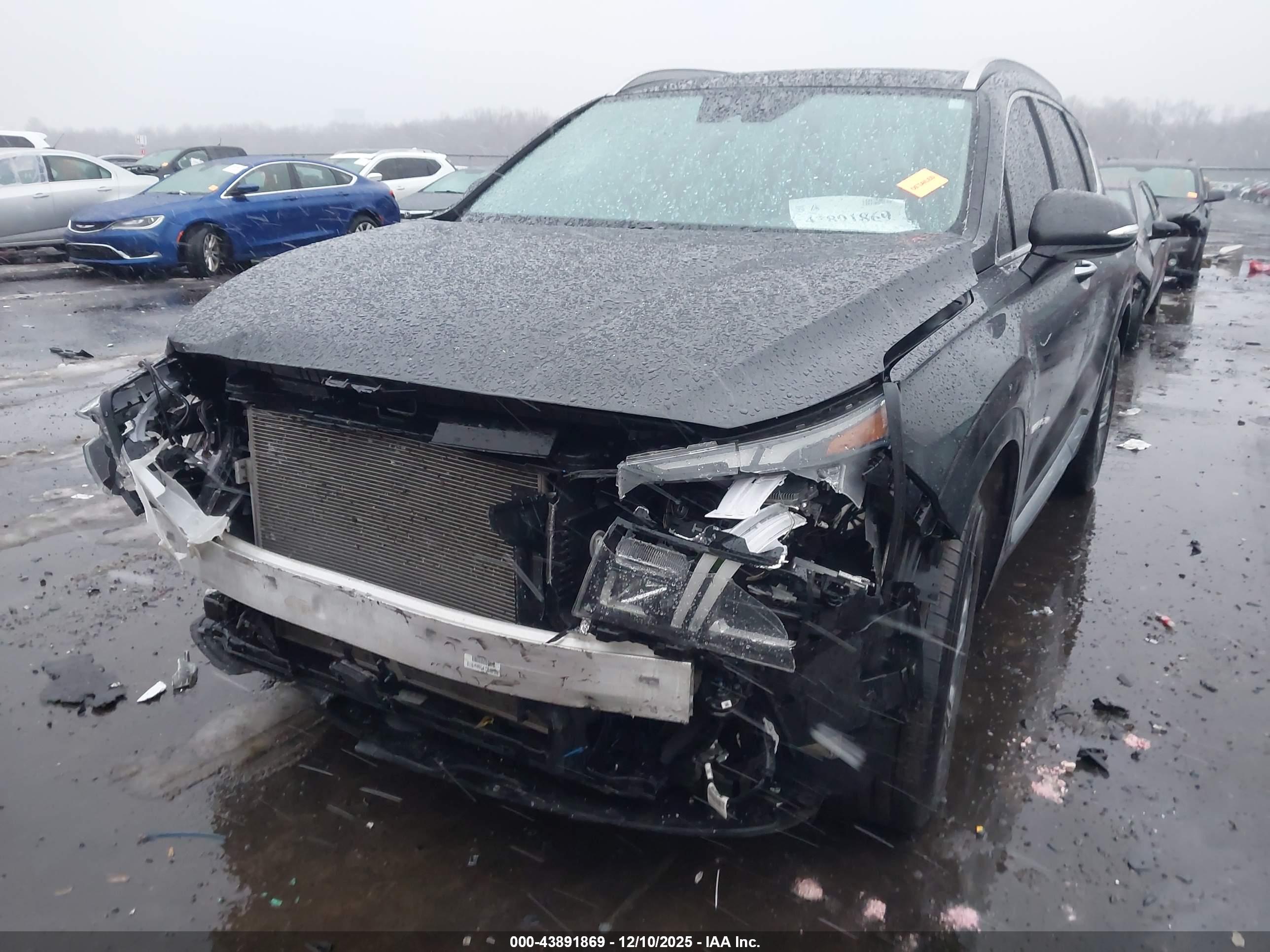 HYUNDAI SANTA image 6