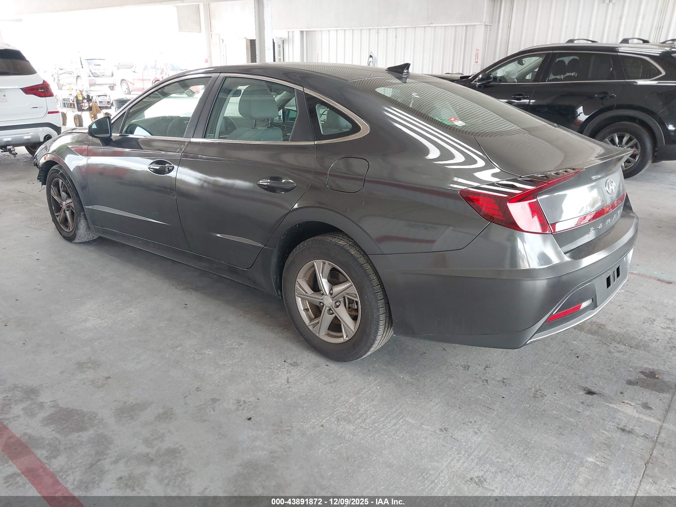 HYUNDAI SONATA image 3